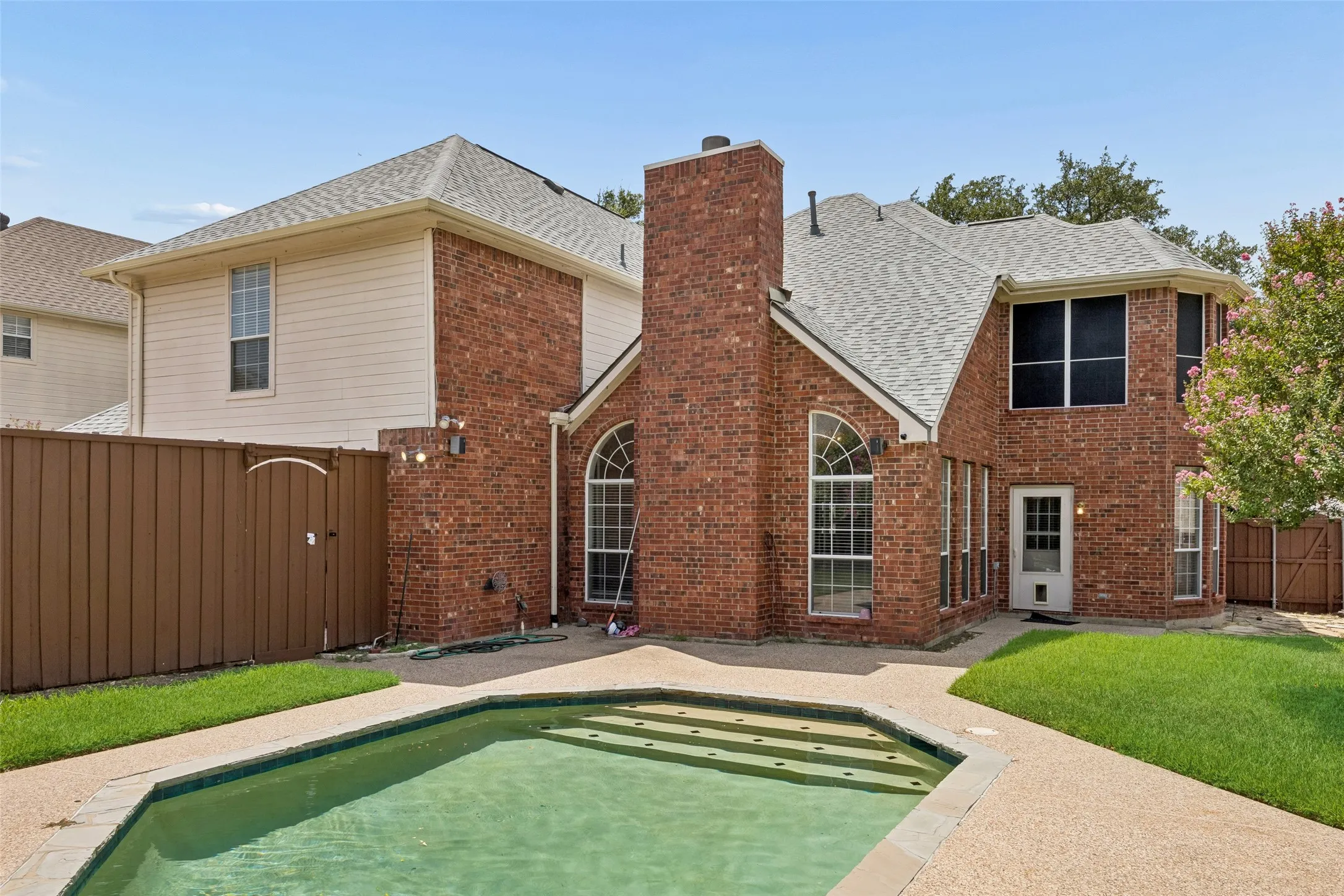 Single Family Residence For Rent in Collin County , 8408 Kenning Court, Plano, Texas 75024, 4 Bedroom, 3 Bathroom, 3 Garage spaces, 3,211 Sqft, built in 1996, mls#21347206, Real Estate Agent in Plano, Homes For Rent in Collin county, Homes For Rent in Plano, Realtor in Plano Texas, Real Estate Brokerage Independent Realty Texas, Luminita Cordes Realtor
