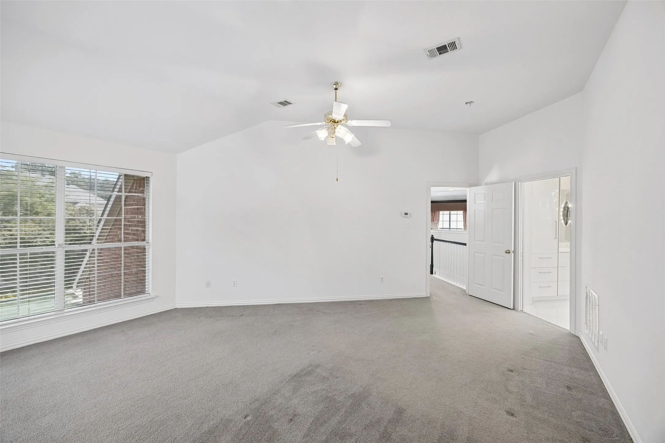 Single Family Residence For Rent in Collin County , 8408 Kenning Court, Plano, Texas 75024, 4 Bedroom, 3 Bathroom, 3 Garage spaces, 3,211 Sqft, built in 1996, mls#21347206, Real Estate Agent in Plano, Homes For Rent in Collin county, Homes For Rent in Plano, Realtor in Plano Texas, Real Estate Brokerage Independent Realty Texas, Luminita Cordes Realtor