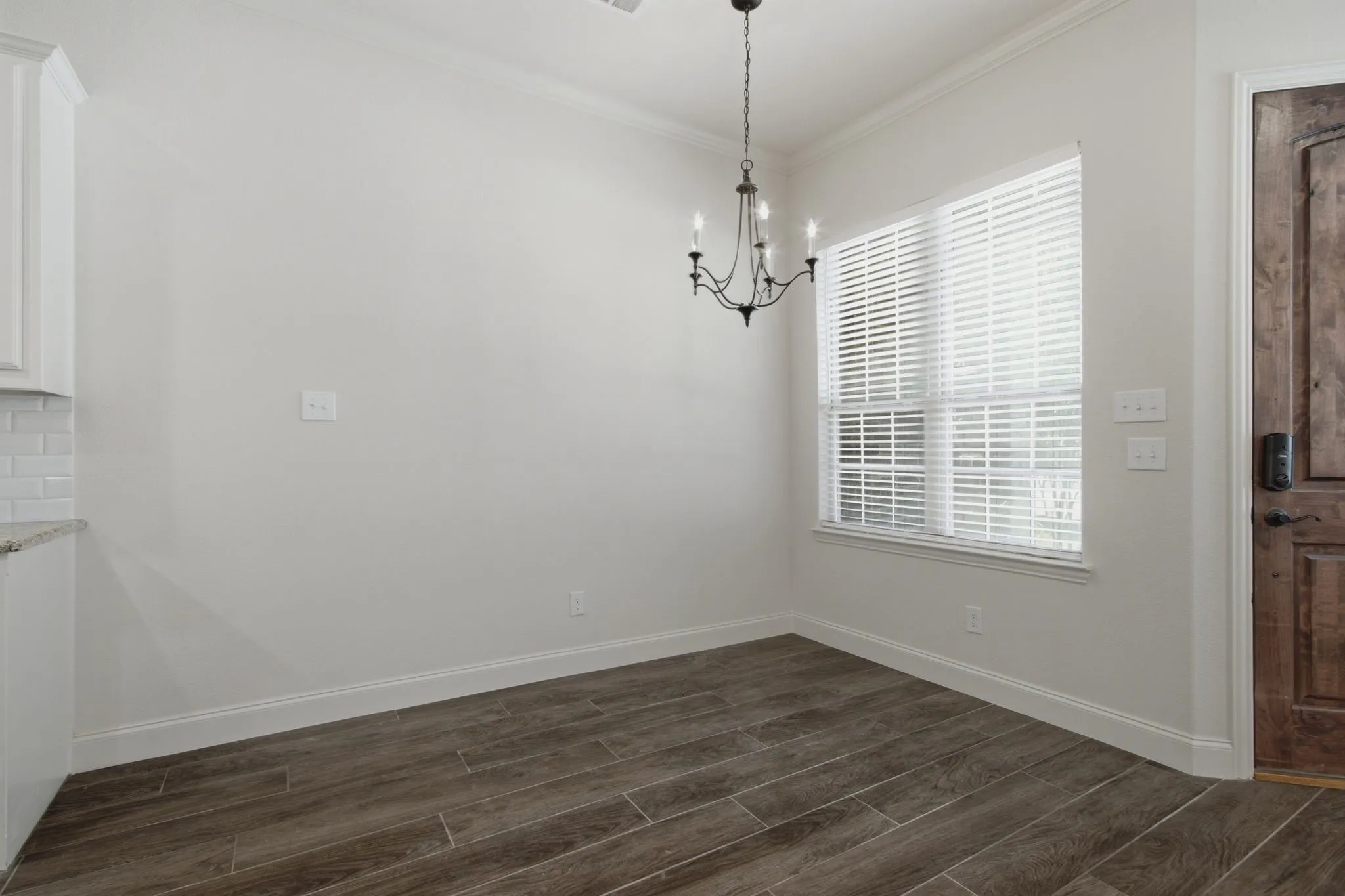 Townhouse For Sale in Dallas County , 4818 Empire Way, Irving, Texas 75038, 3 Bedroom, 3 Bathroom, 2 Garage spaces, 1,864 Sqft, built in 2016, mls#21349421, Real Estate Agent in Irving, Homes For Sale in Dallas county, Homes For Sale in Irving, Realtor in Irving Texas, Real Estate Brokerage Independent Realty Texas, Luminita Cordes Realtor