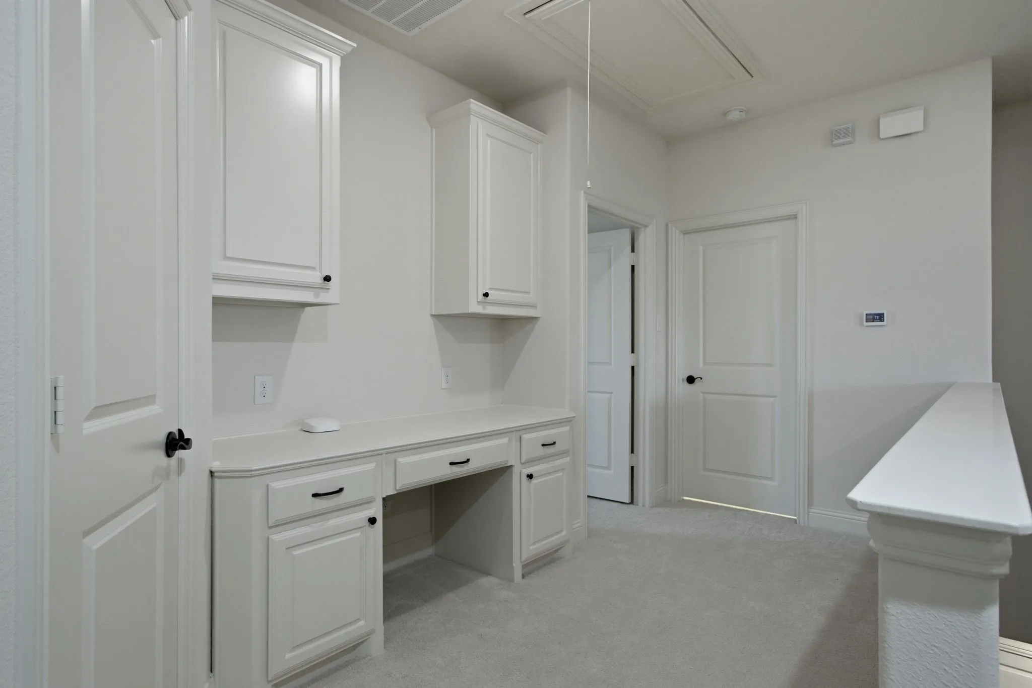 Townhouse For Sale in Dallas County , 4818 Empire Way, Irving, Texas 75038, 3 Bedroom, 3 Bathroom, 2 Garage spaces, 1,864 Sqft, built in 2016, mls#21349421, Real Estate Agent in Irving, Homes For Sale in Dallas county, Homes For Sale in Irving, Realtor in Irving Texas, Real Estate Brokerage Independent Realty Texas, Luminita Cordes Realtor