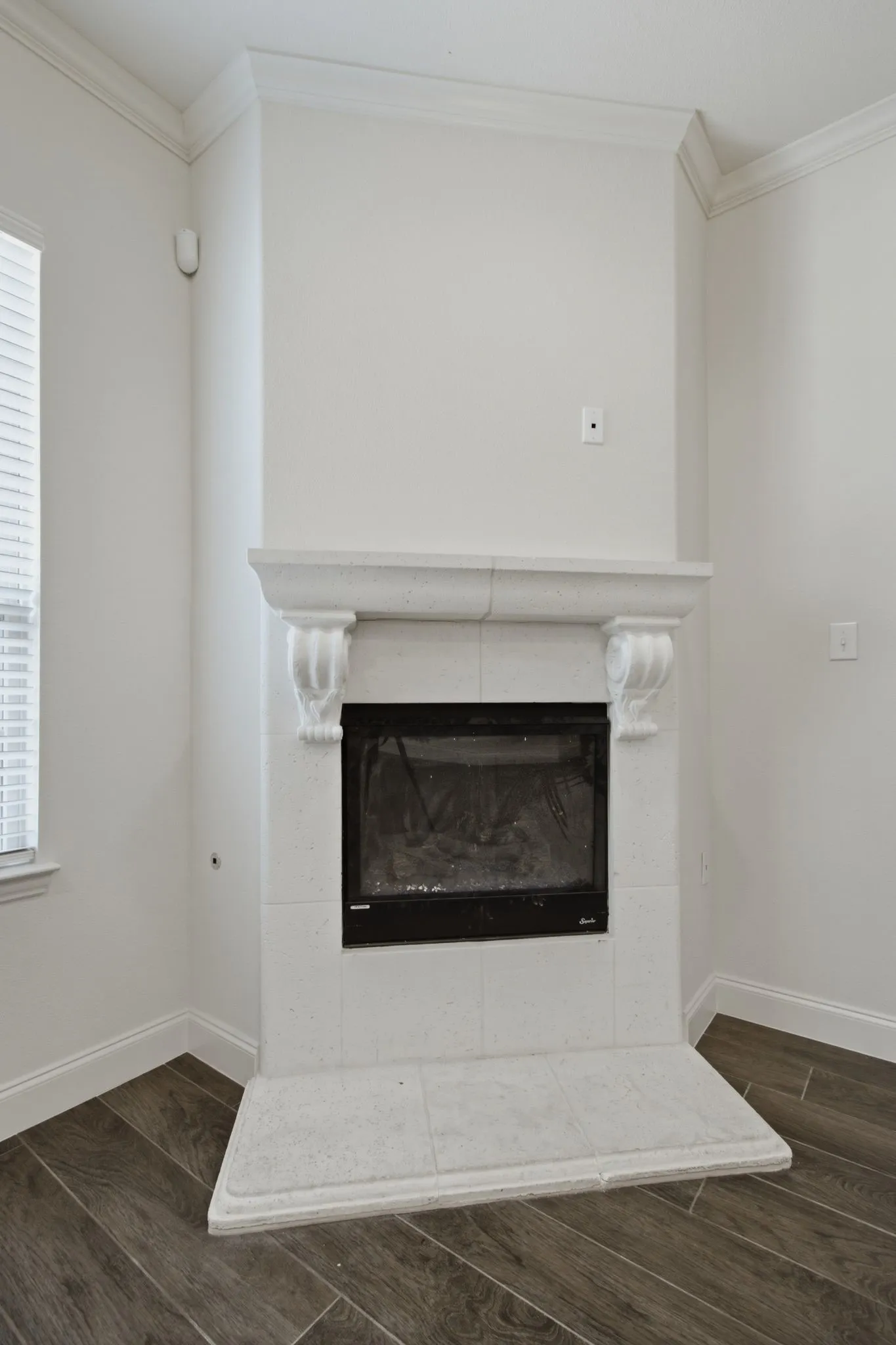 Townhouse For Sale in Dallas County , 4818 Empire Way, Irving, Texas 75038, 3 Bedroom, 3 Bathroom, 2 Garage spaces, 1,864 Sqft, built in 2016, mls#21349421, Real Estate Agent in Irving, Homes For Sale in Dallas county, Homes For Sale in Irving, Realtor in Irving Texas, Real Estate Brokerage Independent Realty Texas, Luminita Cordes Realtor