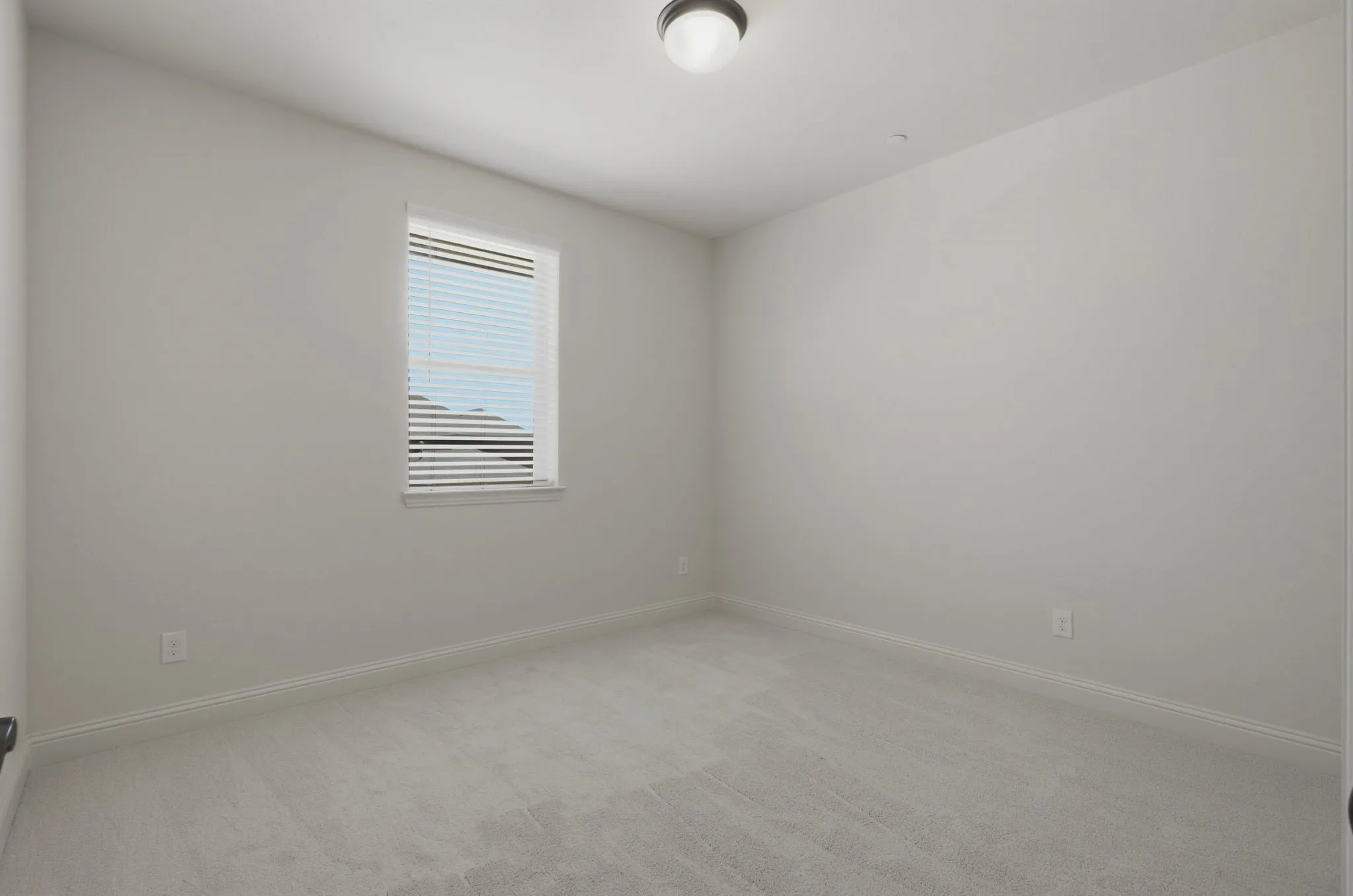 Townhouse For Sale in Dallas County , 4818 Empire Way, Irving, Texas 75038, 3 Bedroom, 3 Bathroom, 2 Garage spaces, 1,864 Sqft, built in 2016, mls#21349421, Real Estate Agent in Irving, Homes For Sale in Dallas county, Homes For Sale in Irving, Realtor in Irving Texas, Real Estate Brokerage Independent Realty Texas, Luminita Cordes Realtor