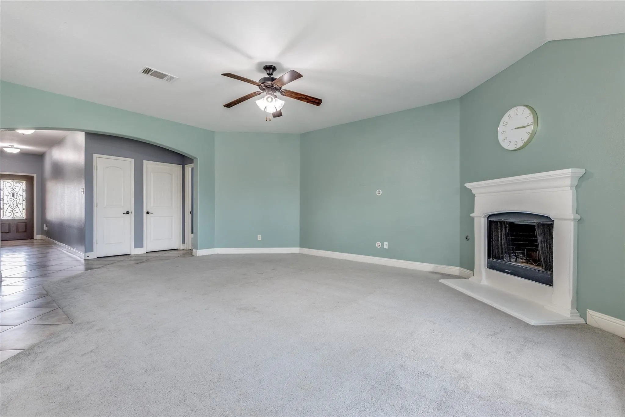 Single Family Residence For Sale in Collin County , 10220 Bennet Drive, Mc Kinney, Texas 75072, 3 Bedroom, 2 Bathroom, 2 Garage spaces, 1,656 Sqft, built in 2015, mls#21347867, Real Estate Agent in Mc Kinney, Homes For Sale in Collin county, Homes For Sale in Mc Kinney, Realtor in Mc Kinney Texas, Real Estate Brokerage Independent Realty Texas, Luminita Cordes Realtor