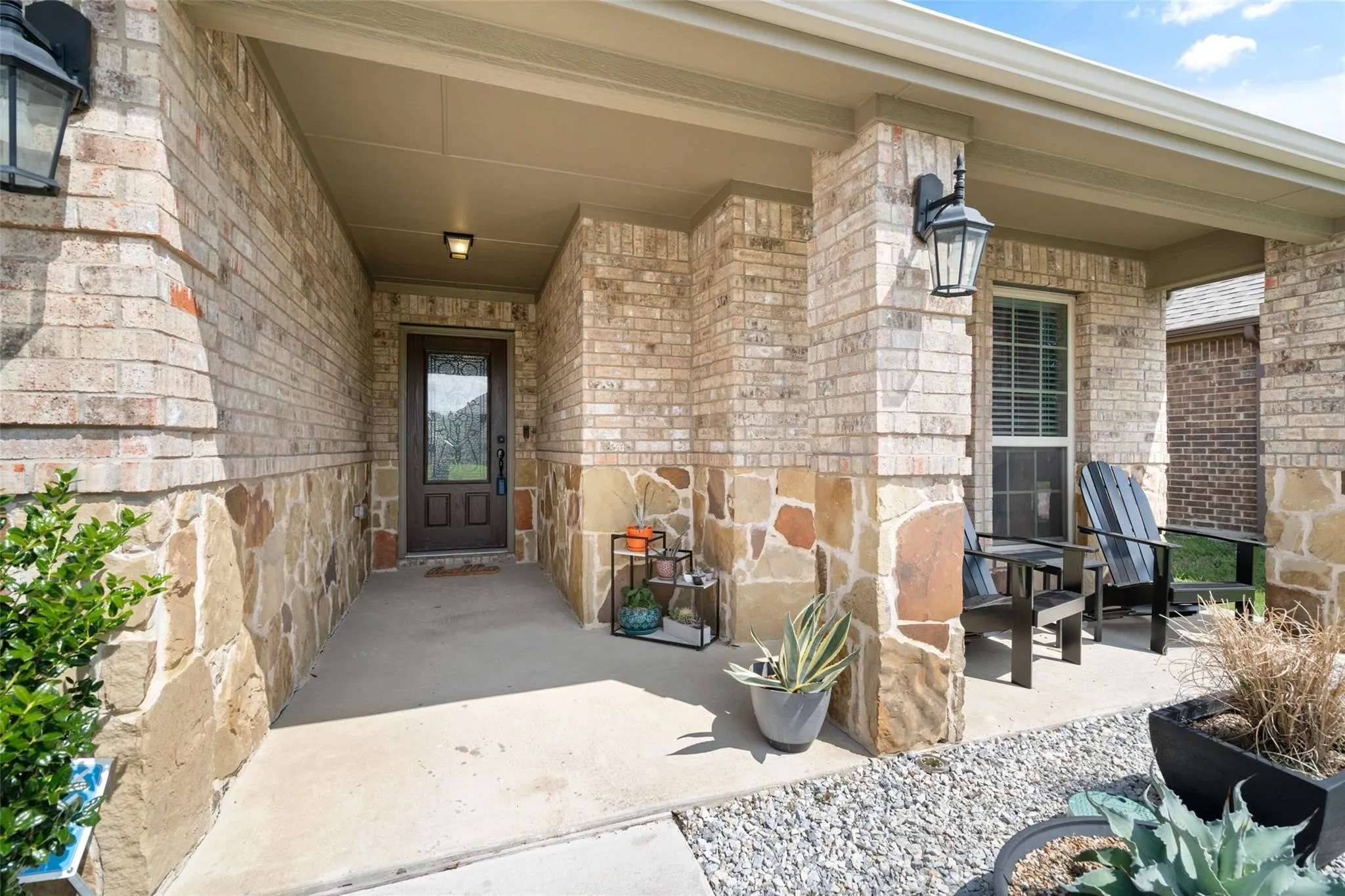 Single Family Residence For Sale in Collin County , 10220 Bennet Drive, Mc Kinney, Texas 75072, 3 Bedroom, 2 Bathroom, 2 Garage spaces, 1,656 Sqft, built in 2015, mls#21347867, Real Estate Agent in Mc Kinney, Homes For Sale in Collin county, Homes For Sale in Mc Kinney, Realtor in Mc Kinney Texas, Real Estate Brokerage Independent Realty Texas, Luminita Cordes Realtor