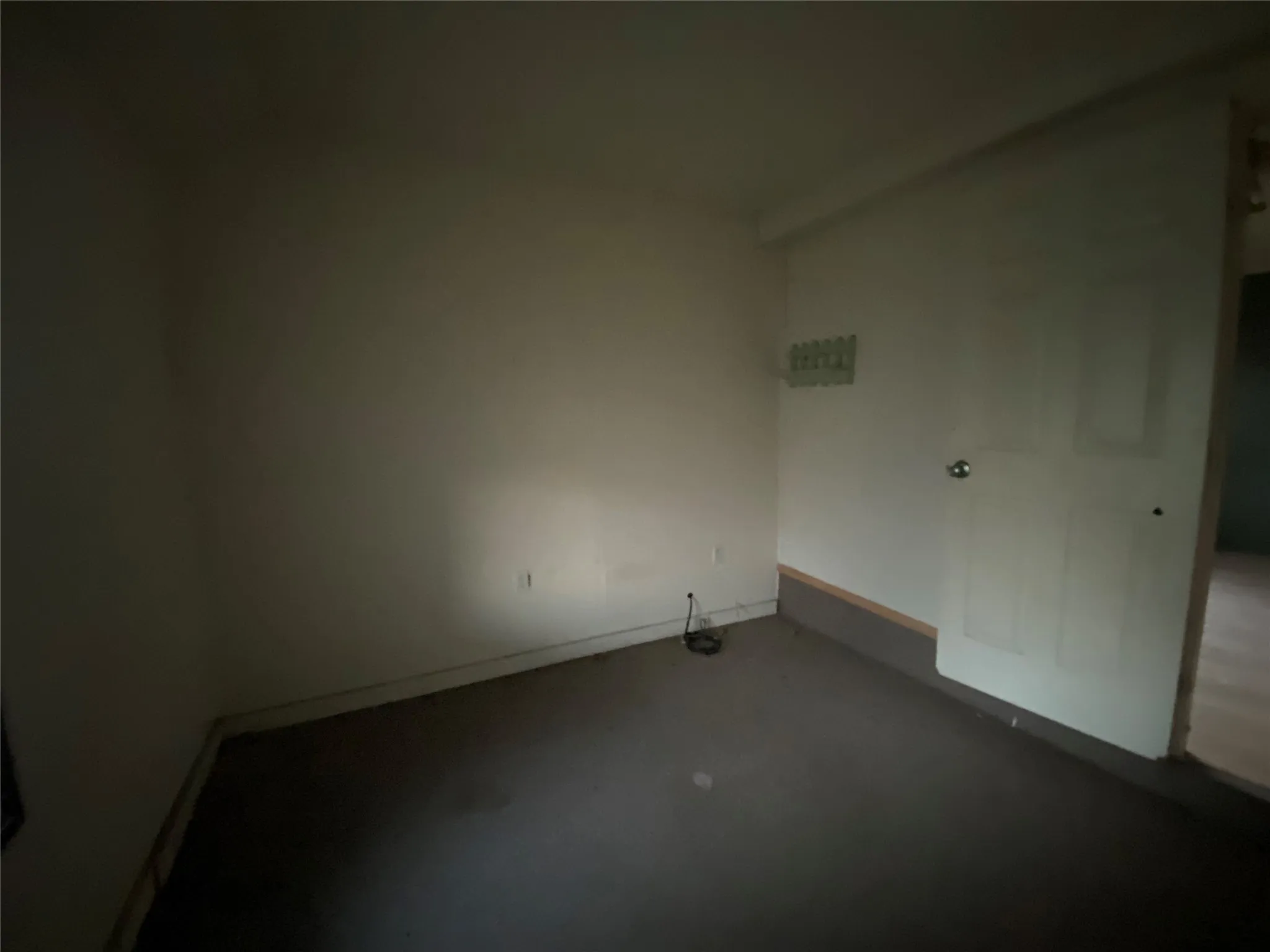 Spare room with concrete flooring