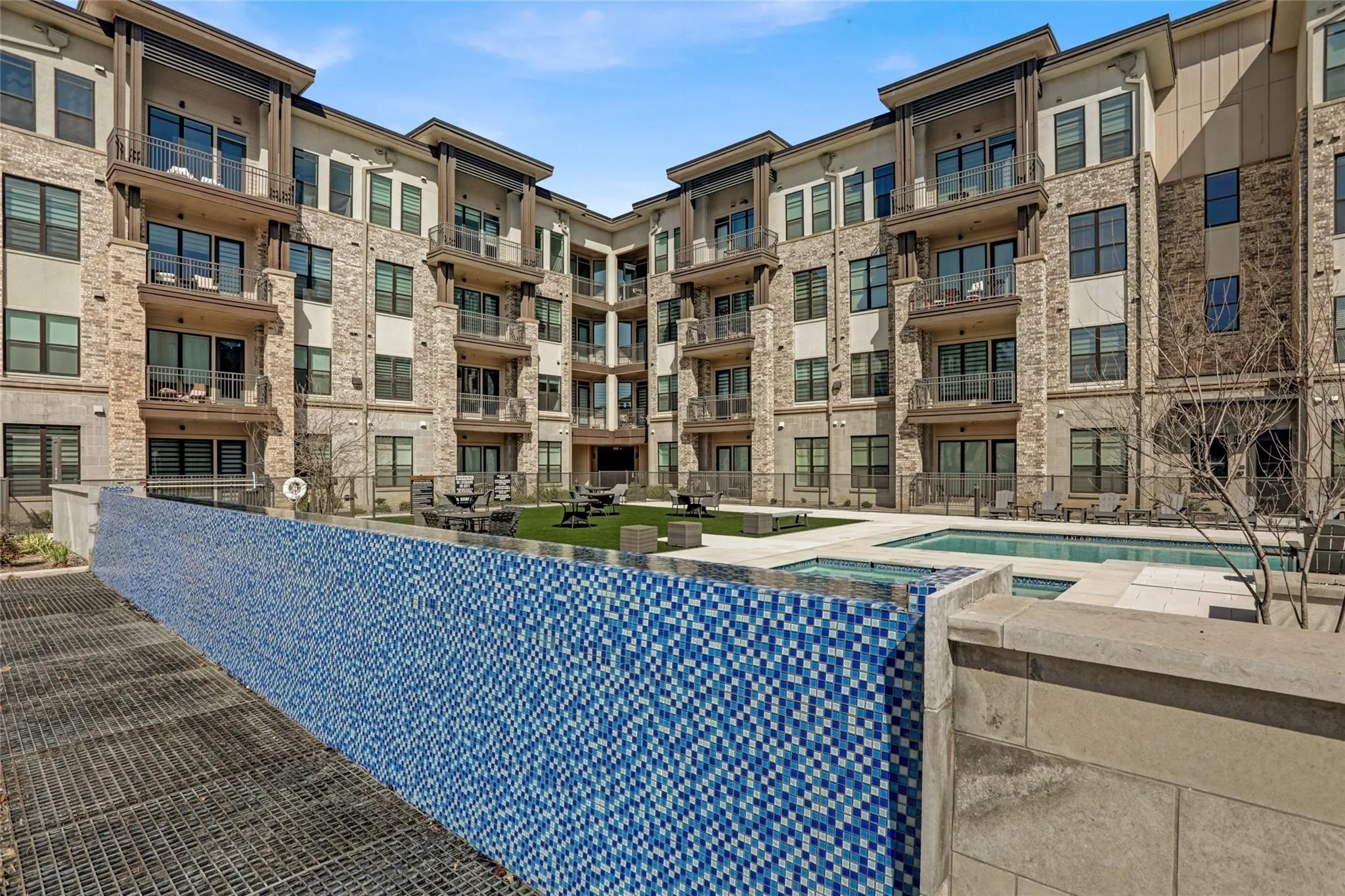 Condominium For Rent in Denton County , 2700 Old Denton Road 2225, Carrollton, Texas 75007, 2 Bedroom, 2 Bathroom, 2 Garage spaces, 1,250 Sqft, built in 2022, mls#21349545, Real Estate Agent in Carrollton, Homes For Rent in Denton county, Homes For Rent in Carrollton, Realtor in Carrollton Texas, Real Estate Brokerage Independent Realty Texas, Luminita Cordes Realtor