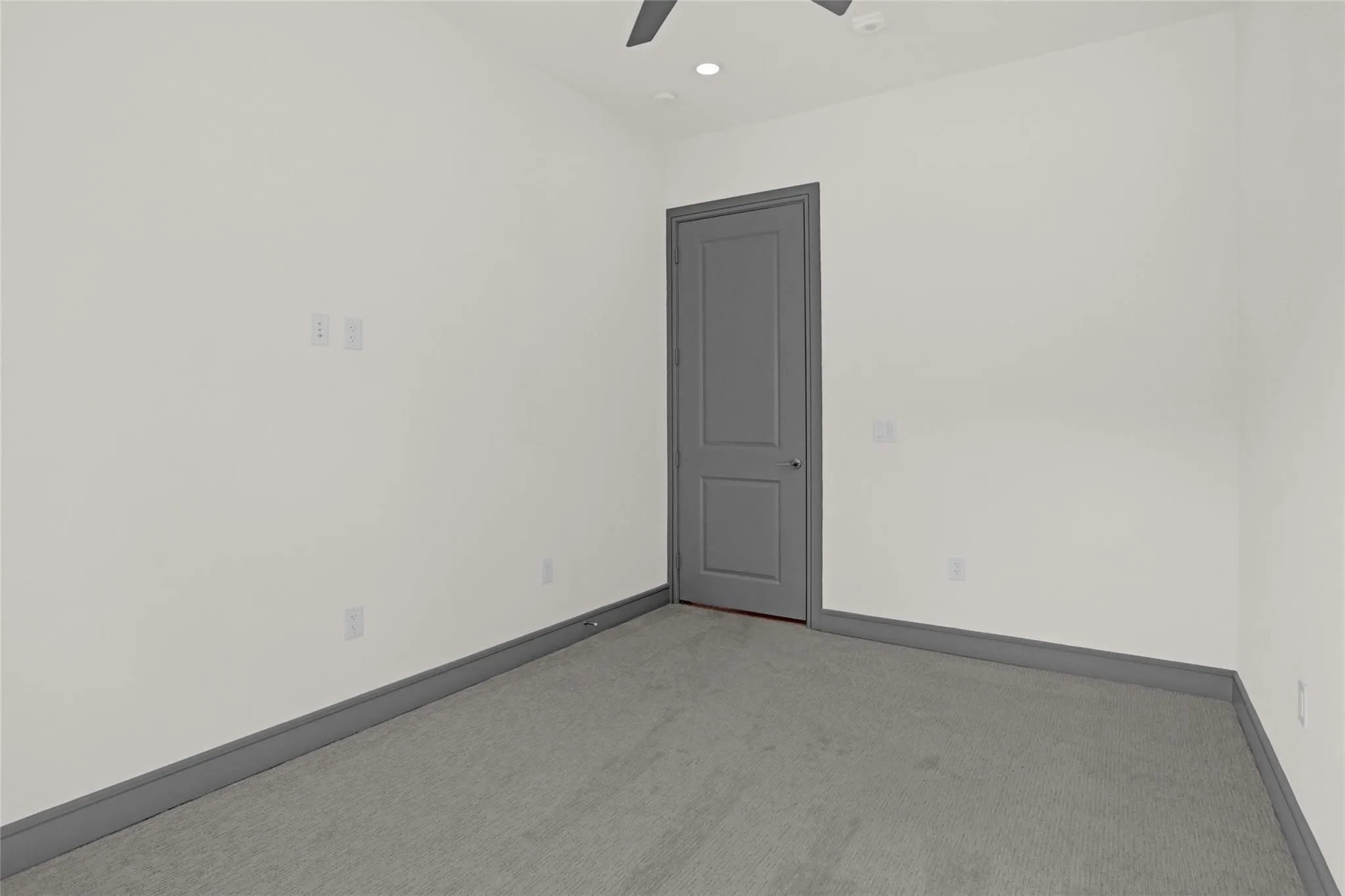Condominium For Rent in Denton County , 2700 Old Denton Road 2225, Carrollton, Texas 75007, 2 Bedroom, 2 Bathroom, 2 Garage spaces, 1,250 Sqft, built in 2022, mls#21349545, Real Estate Agent in Carrollton, Homes For Rent in Denton county, Homes For Rent in Carrollton, Realtor in Carrollton Texas, Real Estate Brokerage Independent Realty Texas, Luminita Cordes Realtor