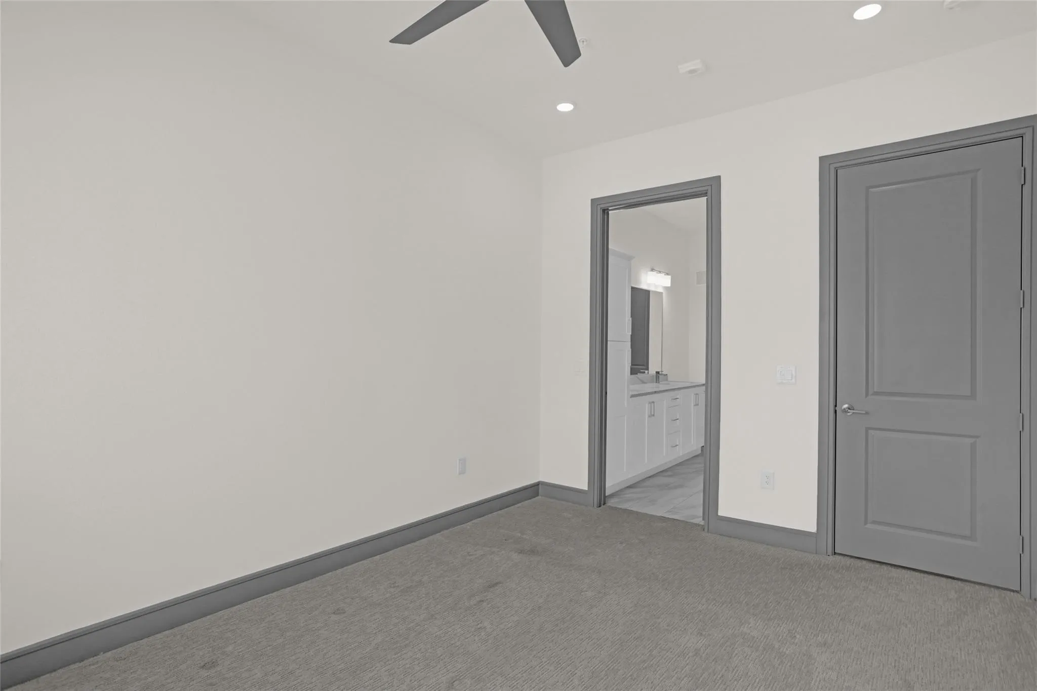 Condominium For Rent in Denton County , 2700 Old Denton Road 2225, Carrollton, Texas 75007, 2 Bedroom, 2 Bathroom, 2 Garage spaces, 1,250 Sqft, built in 2022, mls#21349545, Real Estate Agent in Carrollton, Homes For Rent in Denton county, Homes For Rent in Carrollton, Realtor in Carrollton Texas, Real Estate Brokerage Independent Realty Texas, Luminita Cordes Realtor