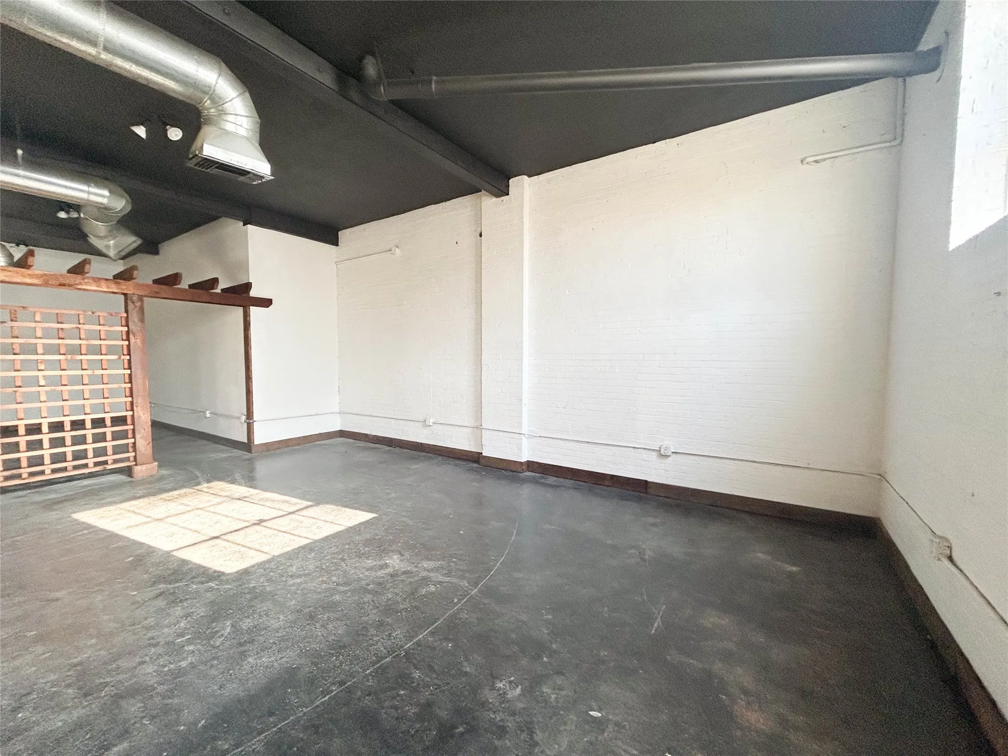 Retail For Rent in Ellis County , 1300 W Main Street 102, Waxahachie, Texas 75165, 0, 0, Garage spaces, 0 Sqft, built in 1938, Price $2,700, mls#21349554, Real Estate Agent in Waxahachie, Homes For Rent in Ellis county, Homes For Rent in Waxahachie, Realtor in Waxahachie Texas, Real Estate Brokerage Independent Realty Texas, Luminita Cordes Realtor
