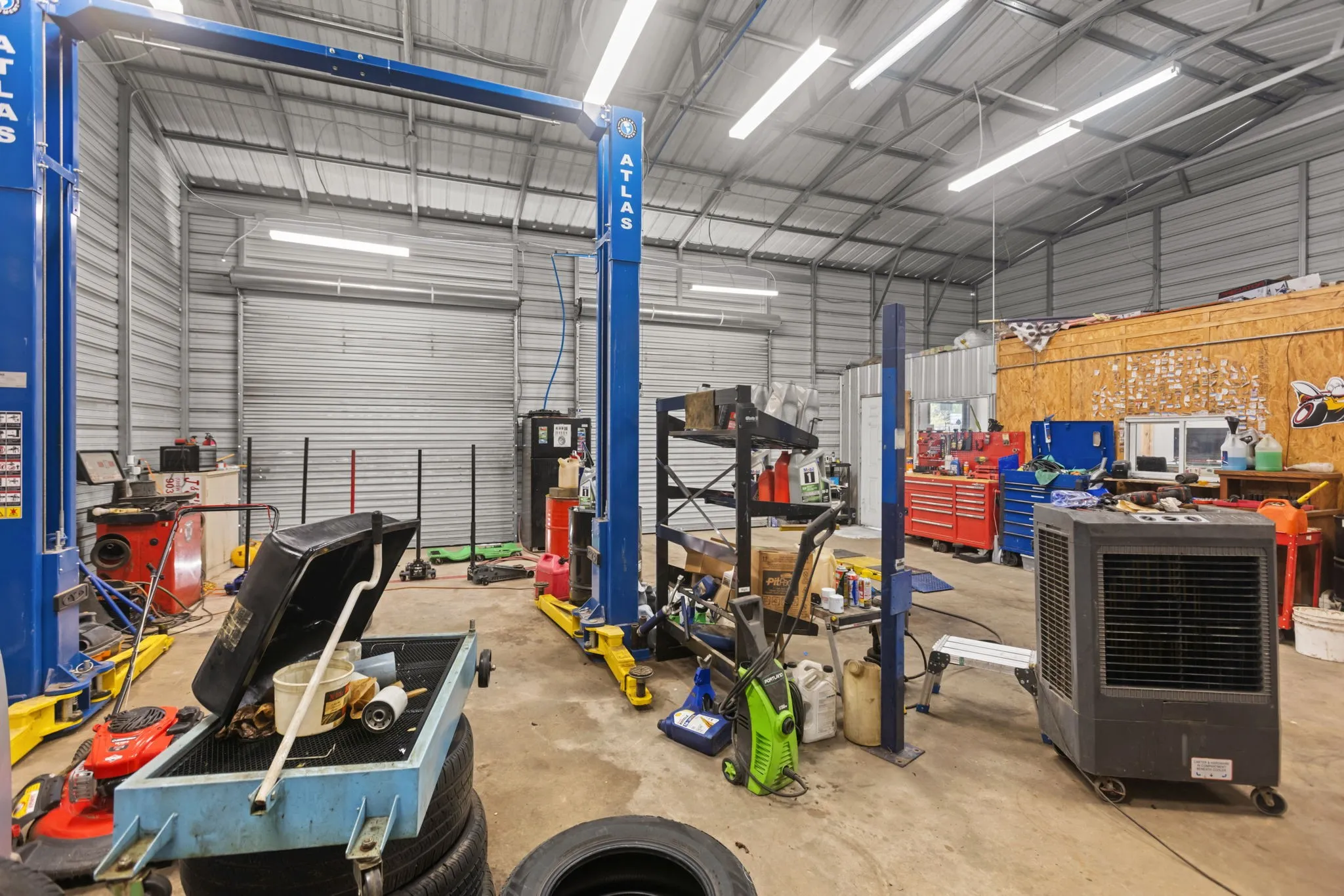 Business For Sale in Red River (TX) County , 1305 W Main Street, Clarksville, Texas 75426, 0, 0, Garage spaces, 1,417 Sqft, built in 2020, Price $225,000, mls#21348986, Real Estate Agent in Clarksville, Homes For Sale in Red River (TX) county, Homes For Sale in Clarksville, Realtor in Clarksville Texas, Real Estate Brokerage Independent Realty Texas, Luminita Cordes Realtor