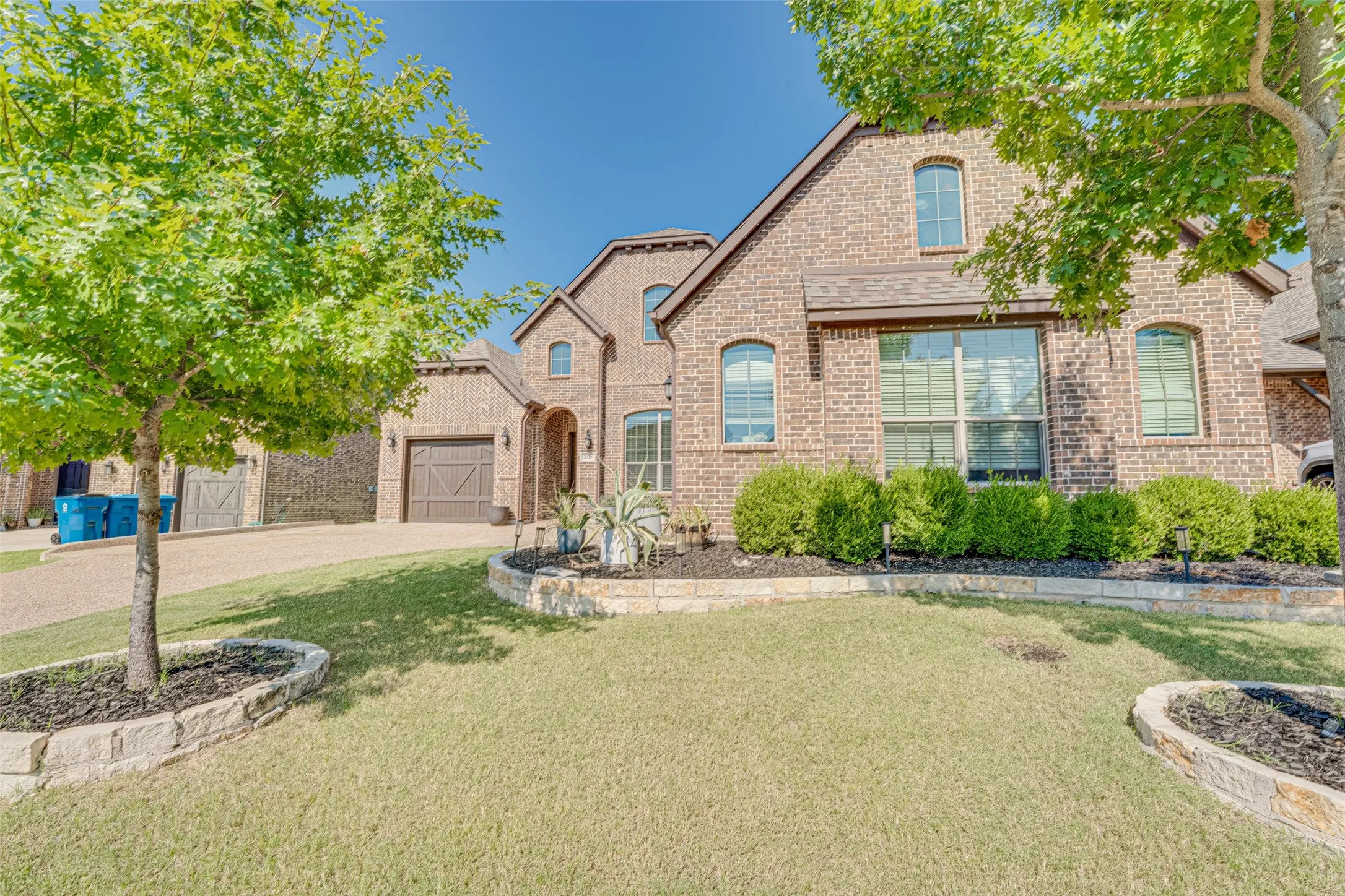 Single Family Residence For Sale in Rockwall County , 3315 Royal Ridge Drive, Rockwall, Texas 75087, 3 Bedroom, 3 Bathroom, 3 Garage spaces, 2,697 Sqft, built in 2018, mls#21348466, Real Estate Agent in Rockwall, Homes For Sale in Rockwall county, Homes For Sale in Rockwall, Realtor in Rockwall Texas, Real Estate Brokerage Independent Realty Texas, Luminita Cordes Realtor