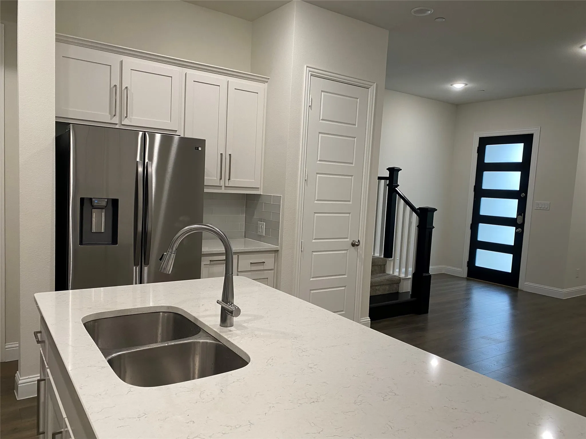 Single Family Residence For Rent in Dallas County , 1919 Diyaa Court, Farmers Branch, Texas 75234, 3 Bedrooms, 3 Bathrooms, 2 Garage spaces, 1,820 Sqft, built in 2021, Price $3,200, mls#21349556, Real Estate Agent in Farmers Branch, Homes For Rent in Dallas county, Homes For Rent in Farmers Branch, Realtor in Farmers Branch Texas, Real Estate Brokerage Independent Realty Texas, Luminita Cordes Realtor