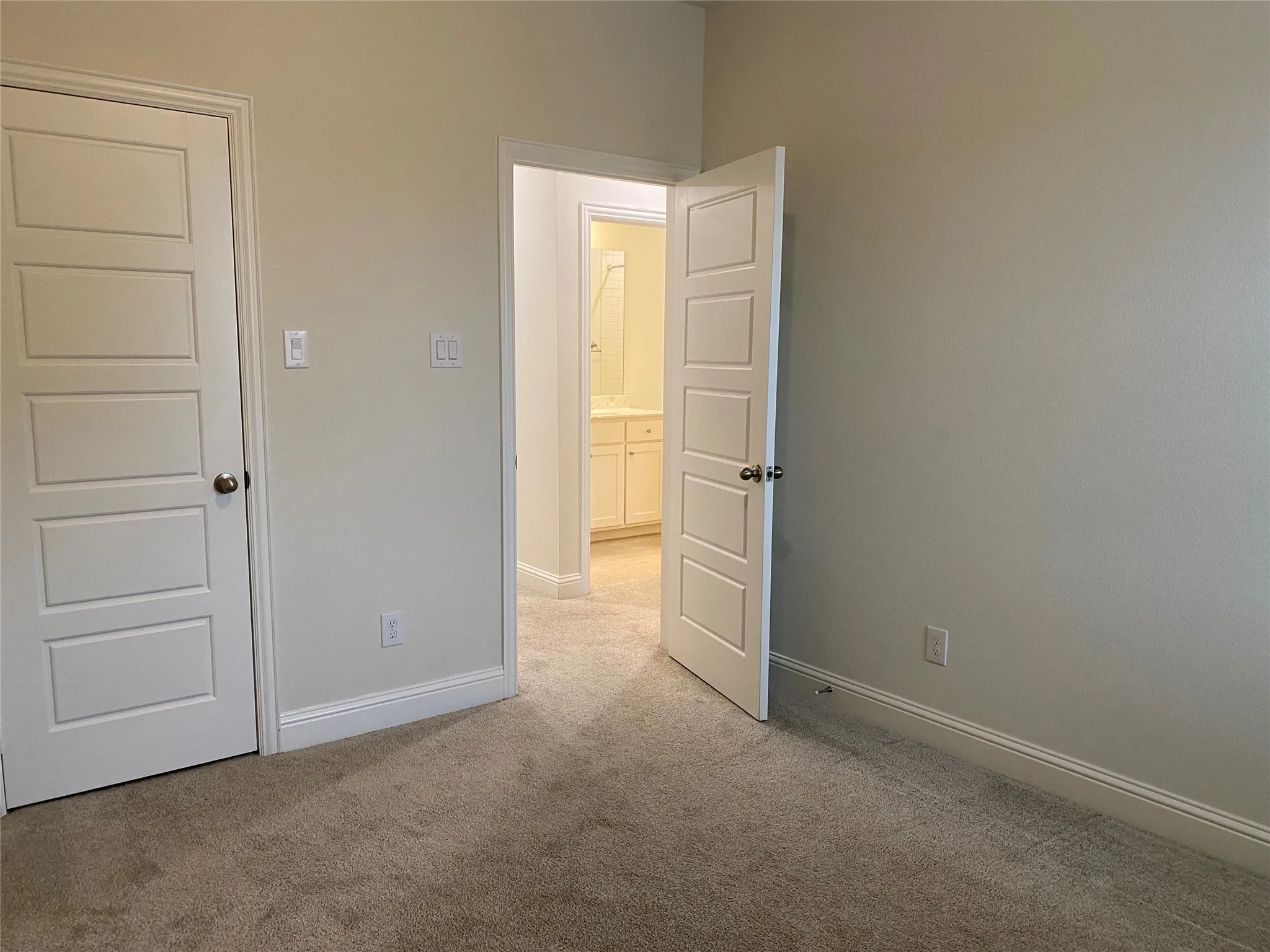 Single Family Residence For Rent in Dallas County , 1919 Diyaa Court, Farmers Branch, Texas 75234, 3 Bedrooms, 3 Bathrooms, 2 Garage spaces, 1,820 Sqft, built in 2021, Price $3,200, mls#21349556, Real Estate Agent in Farmers Branch, Homes For Rent in Dallas county, Homes For Rent in Farmers Branch, Realtor in Farmers Branch Texas, Real Estate Brokerage Independent Realty Texas, Luminita Cordes Realtor