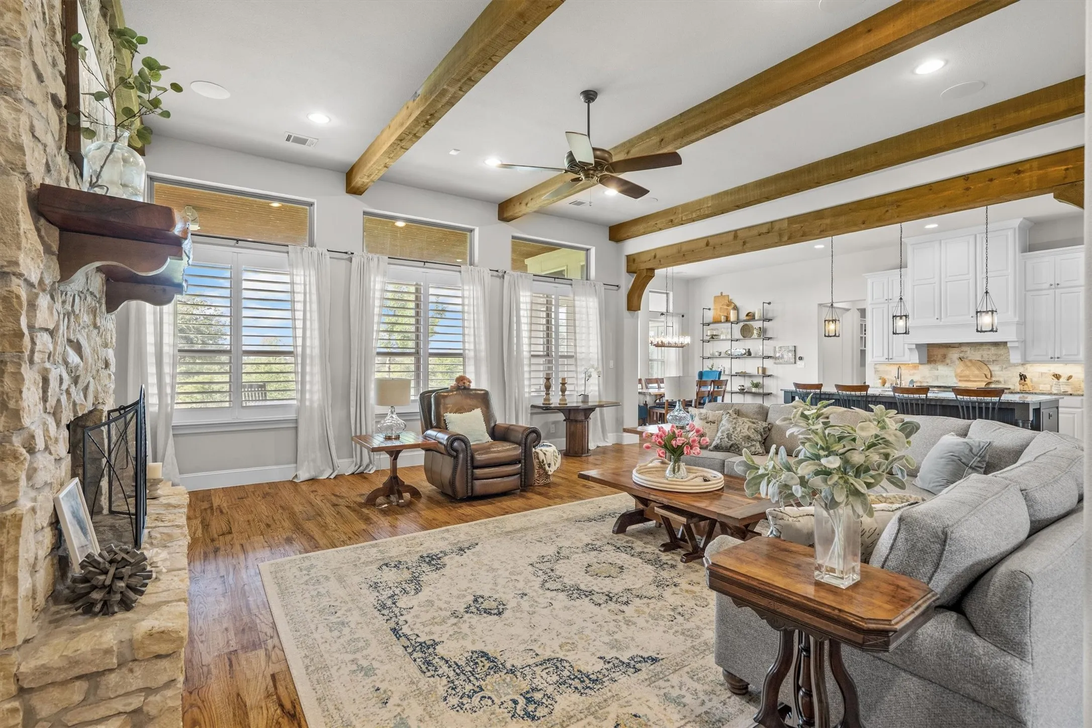 Single Family Residence For Sale in Denton County , 115 Quiet Hill Circle, Copper Canyon, Texas 76226, 5 Bedroom, 4 Bathroom, 4 Garage spaces, 4,144 Sqft, built in 2016, mls#21348697, Real Estate Agent in Copper Canyon, Homes For Sale in Denton county, Homes For Sale in Copper Canyon, Realtor in Copper Canyon Texas, Real Estate Brokerage Independent Realty Texas, Luminita Cordes Realtor