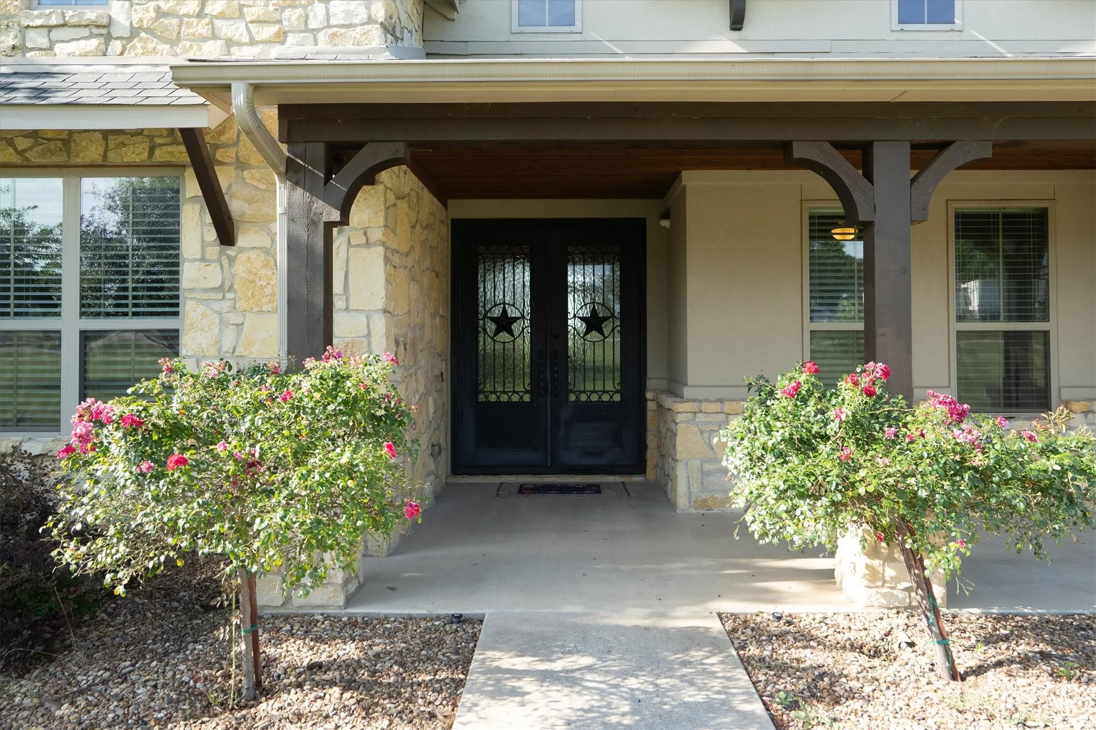 Single Family Residence For Sale in Denton County , 115 Quiet Hill Circle, Copper Canyon, Texas 76226, 5 Bedroom, 4 Bathroom, 4 Garage spaces, 4,144 Sqft, built in 2016, mls#21348697, Real Estate Agent in Copper Canyon, Homes For Sale in Denton county, Homes For Sale in Copper Canyon, Realtor in Copper Canyon Texas, Real Estate Brokerage Independent Realty Texas, Luminita Cordes Realtor