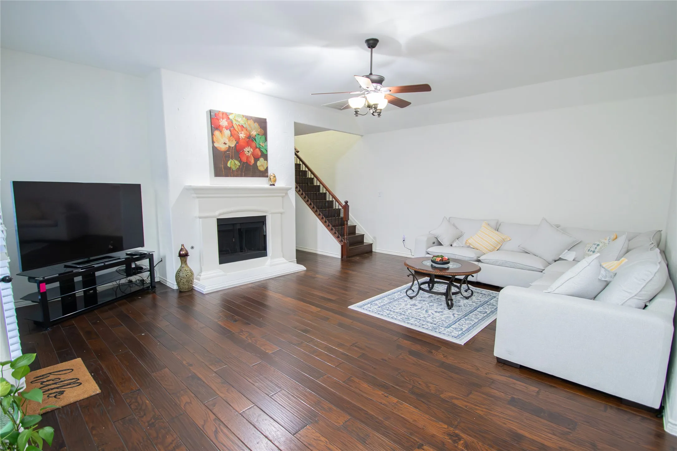 Single Family Residence For Rent in Collin County , 10017 Bell Rock Road, Frisco, Texas 75035, 4 Bedroom, 3 Bathroom, 2 Garage spaces, 2,646 Sqft, built in 2009, mls#21348224, Real Estate Agent in Frisco, Homes For Rent in Collin county, Homes For Rent in Frisco, Realtor in Frisco Texas, Real Estate Brokerage Independent Realty Texas, Luminita Cordes Realtor