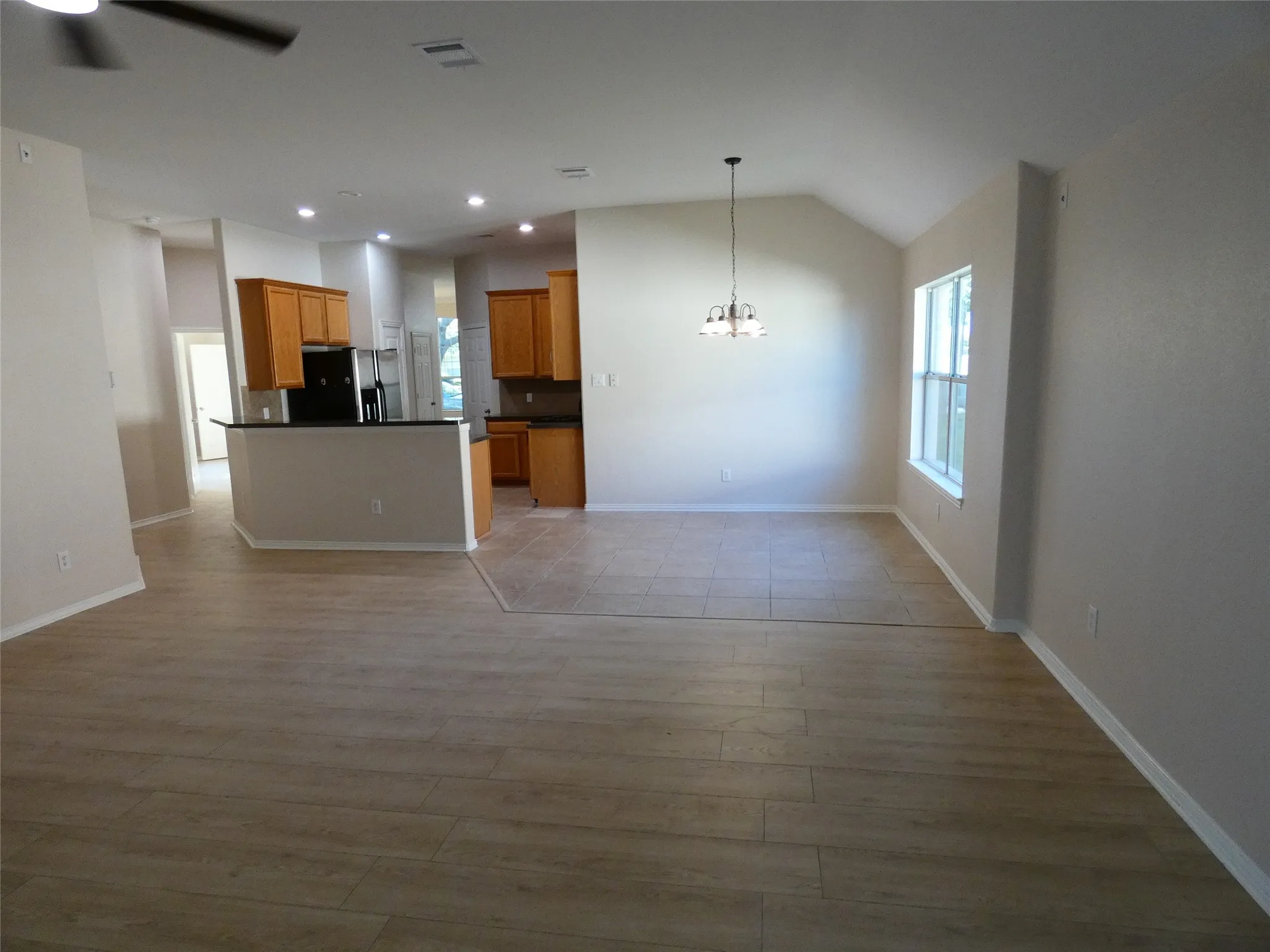 Single Family Residence For Sale in Rockwall County , 2967 Wild Oak Lane, Rockwall, Texas 75032, 3 Bedroom, 2 Bathroom, 2 Garage spaces, 1,769 Sqft, built in 2003, mls#21349486, Real Estate Agent in Rockwall, Homes For Sale in Rockwall county, Homes For Sale in Rockwall, Realtor in Rockwall Texas, Real Estate Brokerage Independent Realty Texas, Luminita Cordes Realtor
