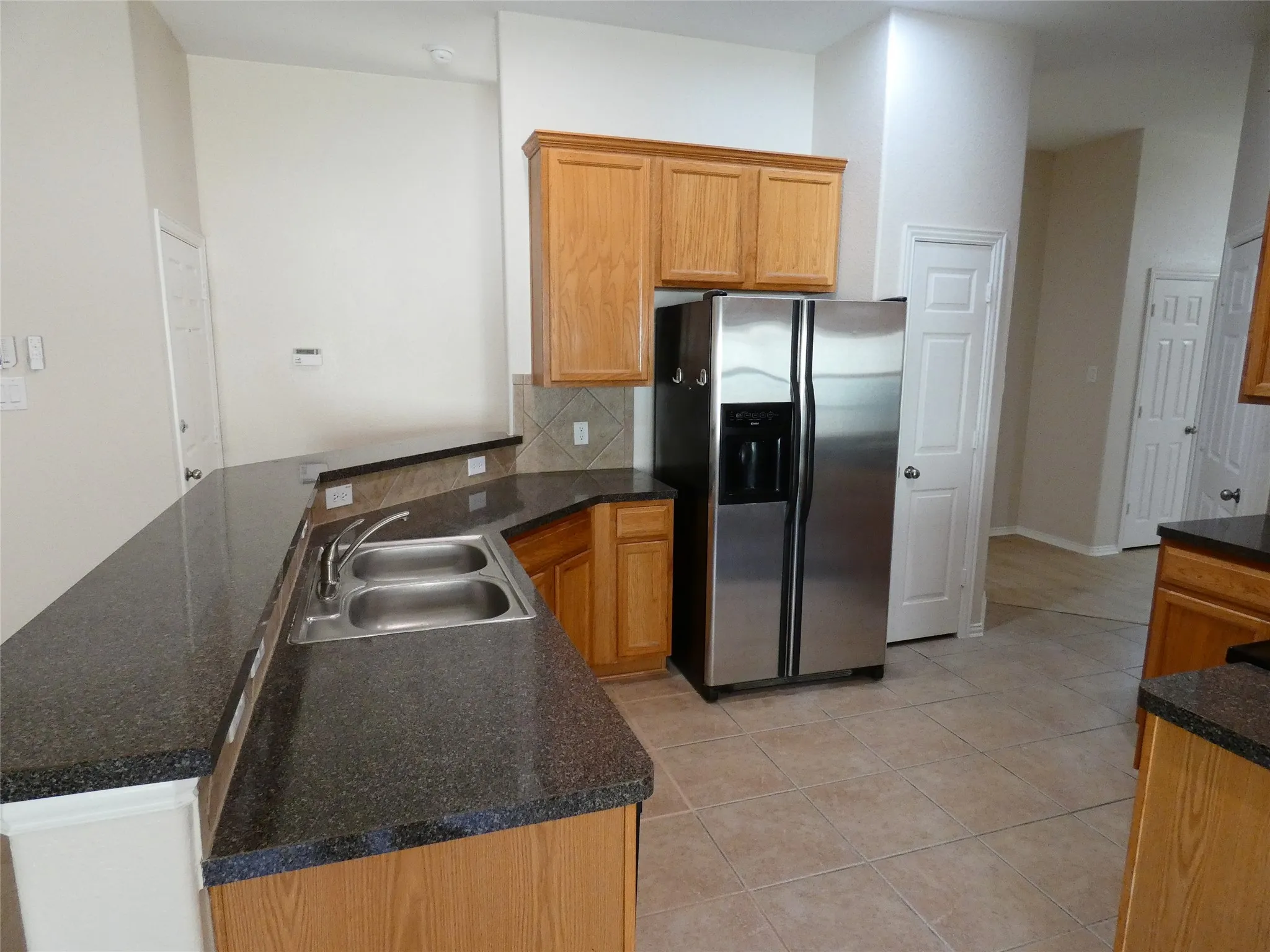 Single Family Residence For Sale in Rockwall County , 2967 Wild Oak Lane, Rockwall, Texas 75032, 3 Bedroom, 2 Bathroom, 2 Garage spaces, 1,769 Sqft, built in 2003, mls#21349486, Real Estate Agent in Rockwall, Homes For Sale in Rockwall county, Homes For Sale in Rockwall, Realtor in Rockwall Texas, Real Estate Brokerage Independent Realty Texas, Luminita Cordes Realtor