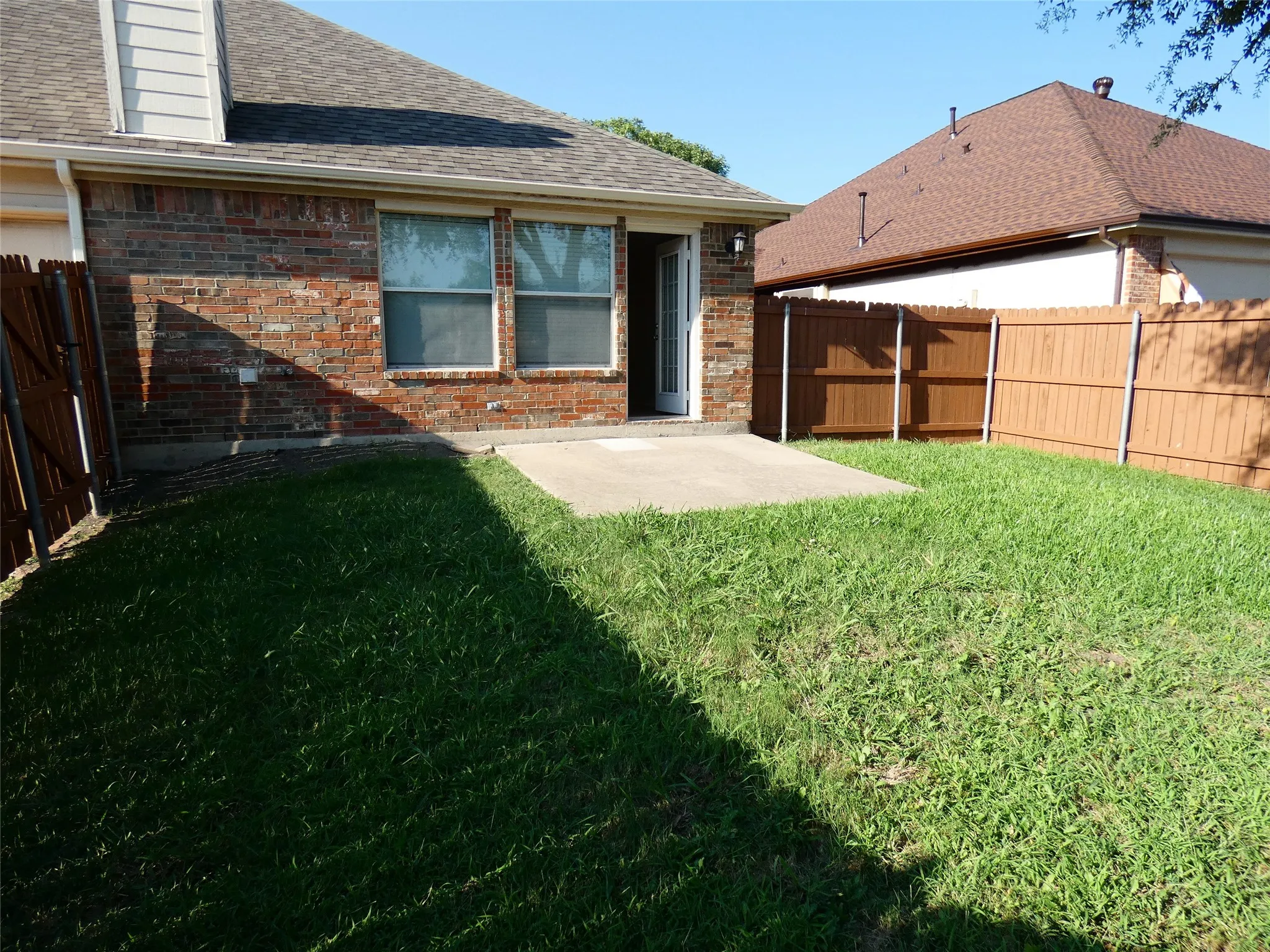 Single Family Residence For Sale in Rockwall County , 2967 Wild Oak Lane, Rockwall, Texas 75032, 3 Bedroom, 2 Bathroom, 2 Garage spaces, 1,769 Sqft, built in 2003, mls#21349486, Real Estate Agent in Rockwall, Homes For Sale in Rockwall county, Homes For Sale in Rockwall, Realtor in Rockwall Texas, Real Estate Brokerage Independent Realty Texas, Luminita Cordes Realtor