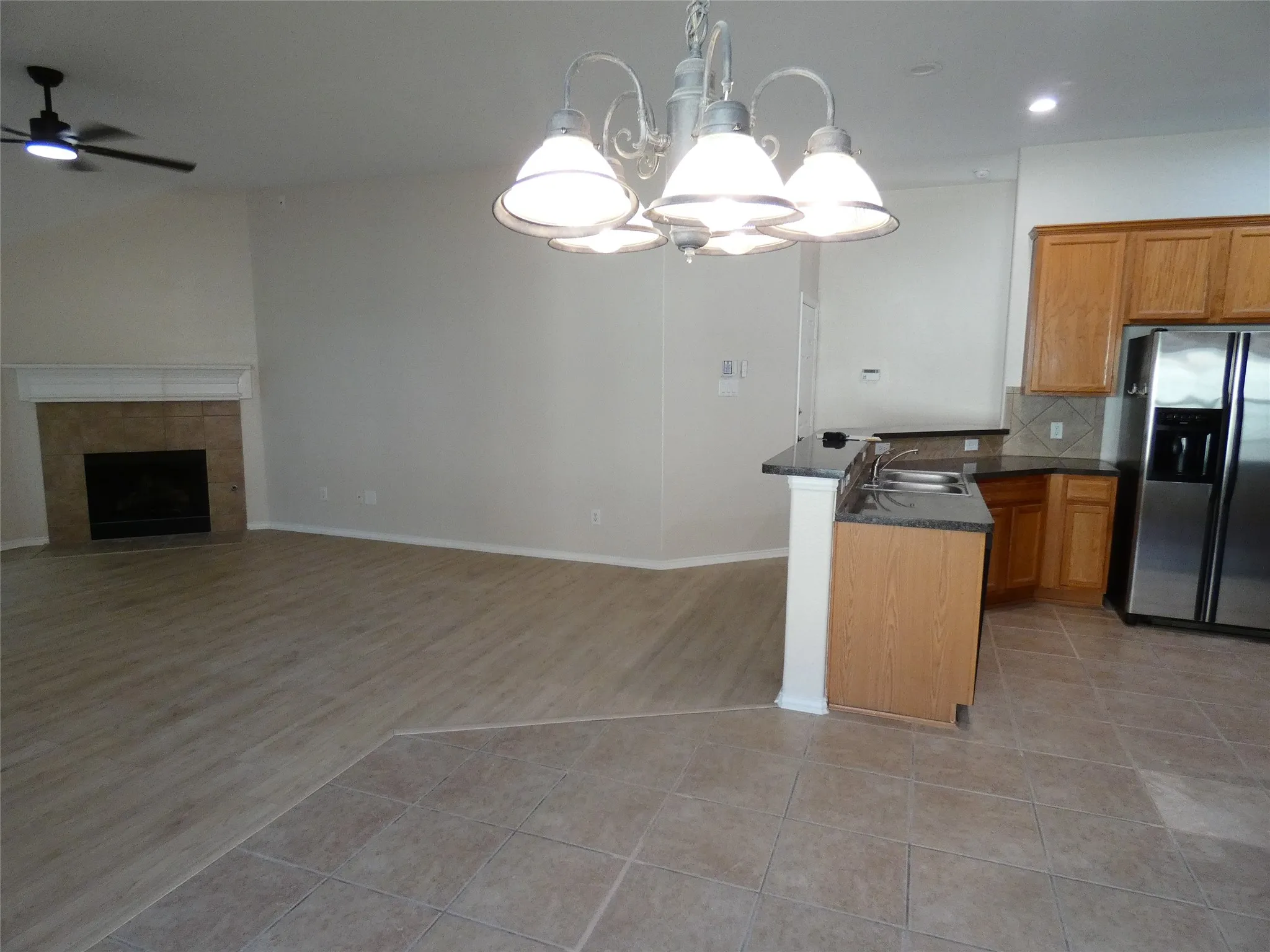 Single Family Residence For Sale in Rockwall County , 2967 Wild Oak Lane, Rockwall, Texas 75032, 3 Bedroom, 2 Bathroom, 2 Garage spaces, 1,769 Sqft, built in 2003, mls#21349486, Real Estate Agent in Rockwall, Homes For Sale in Rockwall county, Homes For Sale in Rockwall, Realtor in Rockwall Texas, Real Estate Brokerage Independent Realty Texas, Luminita Cordes Realtor