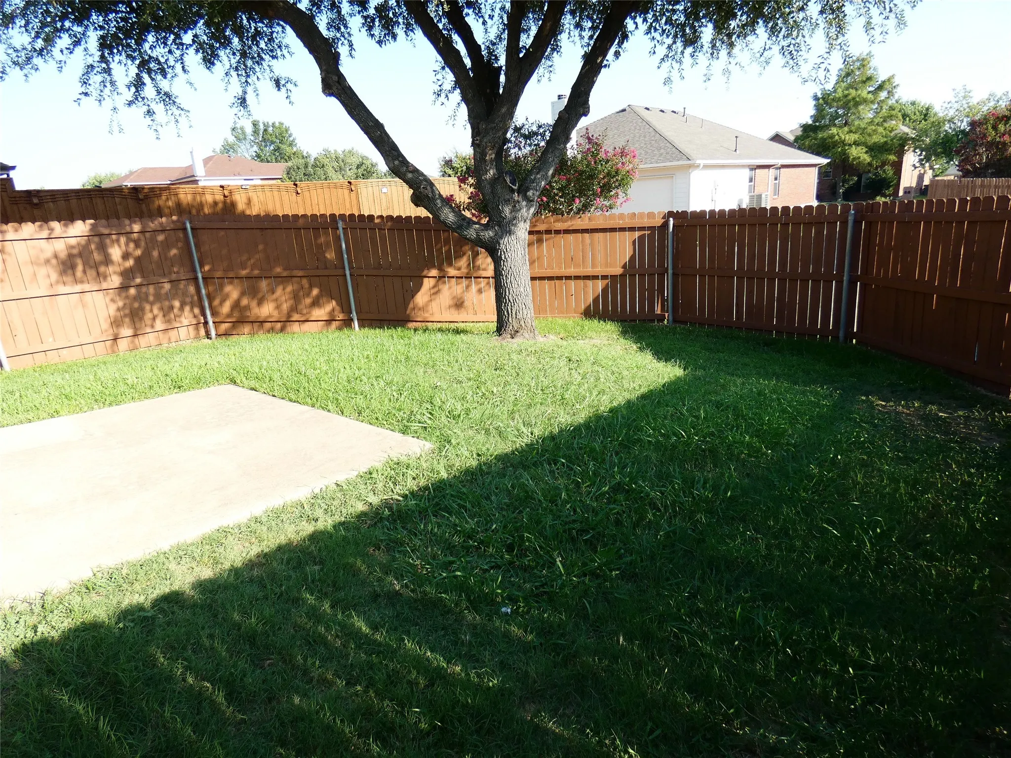 Single Family Residence For Sale in Rockwall County , 2967 Wild Oak Lane, Rockwall, Texas 75032, 3 Bedroom, 2 Bathroom, 2 Garage spaces, 1,769 Sqft, built in 2003, mls#21349486, Real Estate Agent in Rockwall, Homes For Sale in Rockwall county, Homes For Sale in Rockwall, Realtor in Rockwall Texas, Real Estate Brokerage Independent Realty Texas, Luminita Cordes Realtor