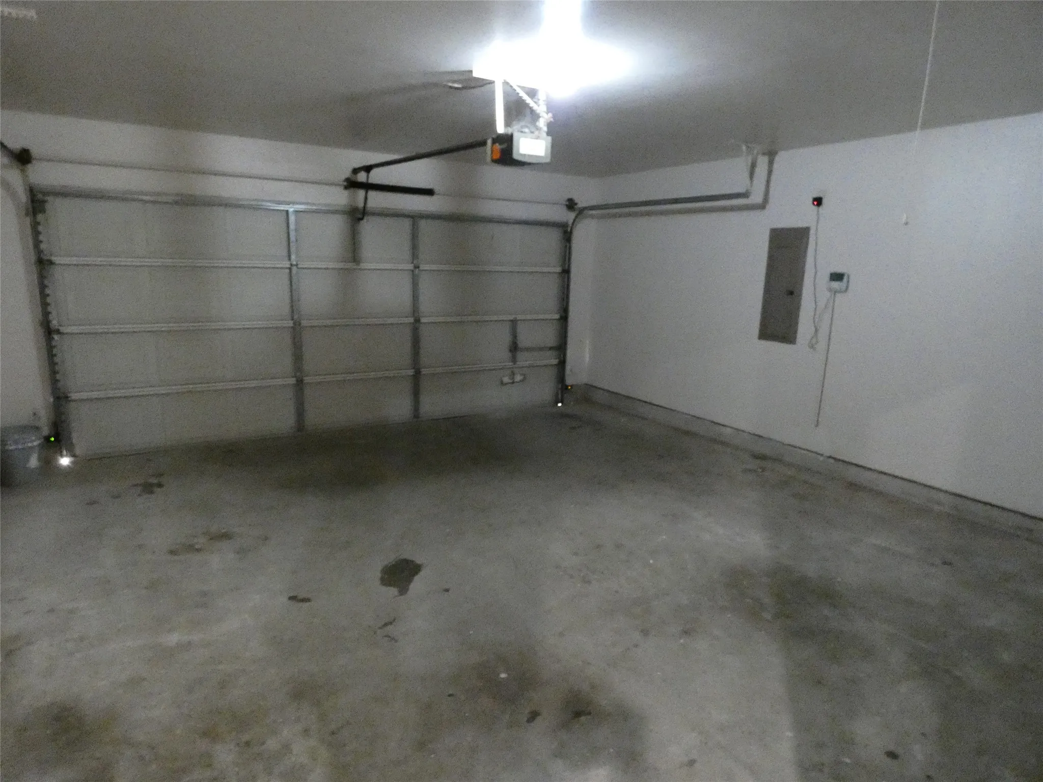 Single Family Residence For Sale in Rockwall County , 2967 Wild Oak Lane, Rockwall, Texas 75032, 3 Bedroom, 2 Bathroom, 2 Garage spaces, 1,769 Sqft, built in 2003, mls#21349486, Real Estate Agent in Rockwall, Homes For Sale in Rockwall county, Homes For Sale in Rockwall, Realtor in Rockwall Texas, Real Estate Brokerage Independent Realty Texas, Luminita Cordes Realtor