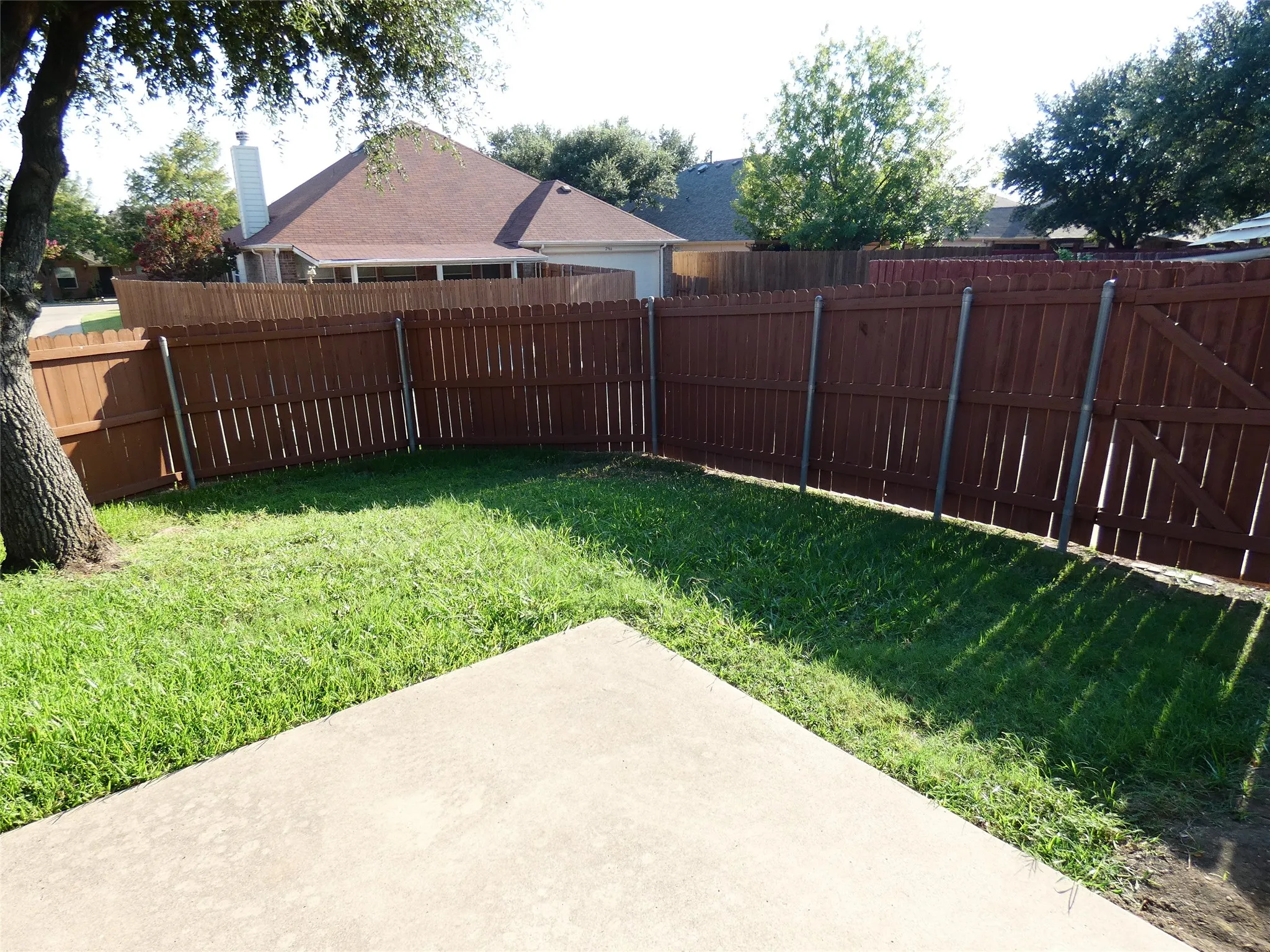 Single Family Residence For Sale in Rockwall County , 2967 Wild Oak Lane, Rockwall, Texas 75032, 3 Bedroom, 2 Bathroom, 2 Garage spaces, 1,769 Sqft, built in 2003, mls#21349486, Real Estate Agent in Rockwall, Homes For Sale in Rockwall county, Homes For Sale in Rockwall, Realtor in Rockwall Texas, Real Estate Brokerage Independent Realty Texas, Luminita Cordes Realtor
