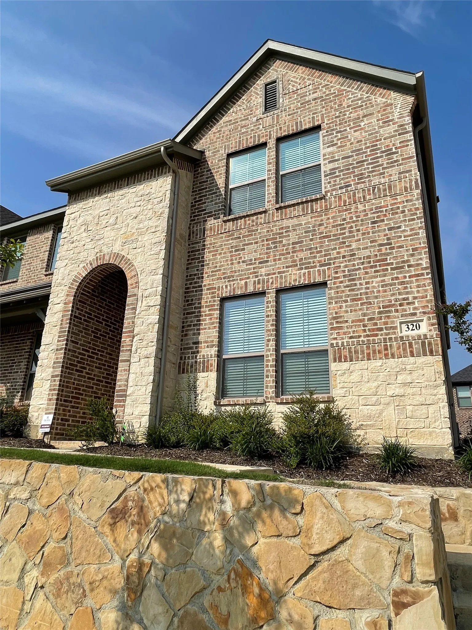 Townhouse For Rent in Tarrant County , 320 Spring Hill, Flower Mound, Texas 75028, 3 Bedroom, 3 Bathroom, 2 Garage spaces, 2,035 Sqft, built in 2021, Price $3,500, mls#21349581, Real Estate Agent in Flower Mound, Homes For Rent in Tarrant county, Homes For Rent in Flower Mound, Realtor in Flower Mound Texas, Real Estate Brokerage Independent Realty Texas, Luminita Cordes Realtor