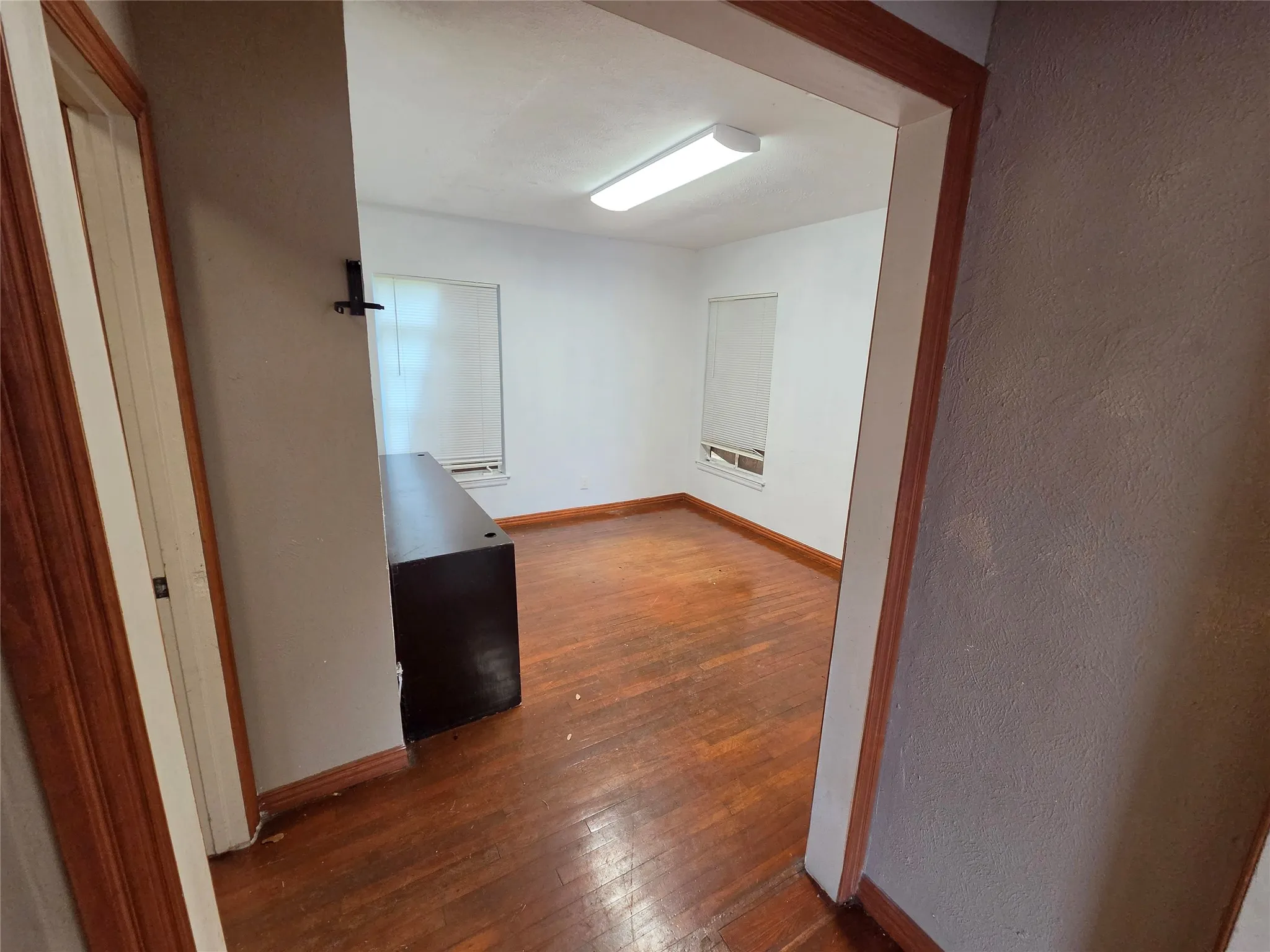 Office For Sale in Dallas County , 8805 Lake June Road, Dallas, Texas 75217, 0, 0, Garage spaces, 0 Sqft, built in 1947, mls#21349584, Real Estate Agent in Dallas, Homes For Sale in Dallas county, Homes For Sale in Dallas, Realtor in Dallas Texas, Real Estate Brokerage Independent Realty Texas, Luminita Cordes Realtor
