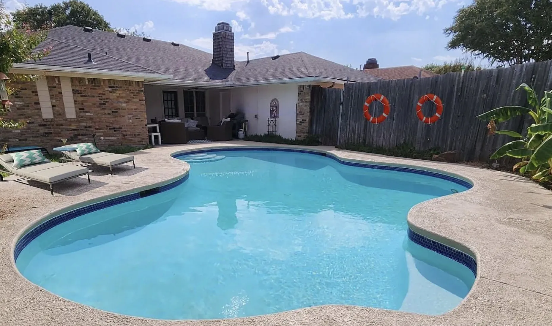 Single Family Residence For Rent in Collin County , 4121 Midnight Drive, Plano, Texas 75093, 4 Bedroom, 2 Bathroom, 2 Garage spaces, 2,156 Sqft, built in 1980, mls#21349279, Real Estate Agent in Plano, Homes For Rent in Collin county, Homes For Rent in Plano, Realtor in Plano Texas, Real Estate Brokerage Independent Realty Texas, Luminita Cordes Realtor