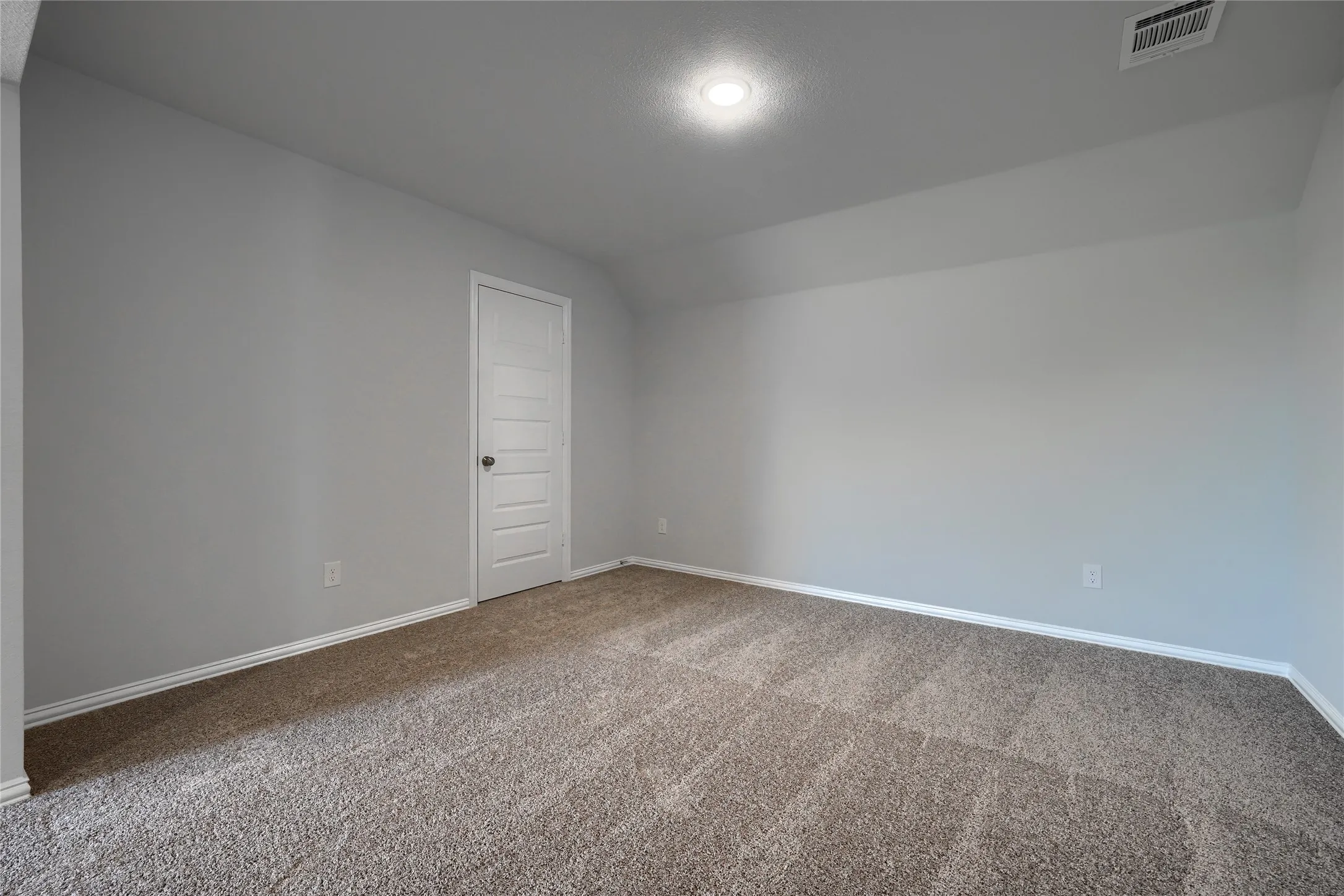 Single Family Residence For Rent in Grayson County , 513 BROOK VIEW Drive, Van Alstyne, Texas 75495, 5 Bedroom, 3 Bathroom, 2 Garage spaces, 2,908 Sqft, built in 2024, mls#21349605, Real Estate Agent in Van Alstyne, Homes For Rent in Grayson county, Homes For Rent in Van Alstyne, Realtor in Van Alstyne Texas, Real Estate Brokerage Independent Realty Texas, Luminita Cordes Realtor
