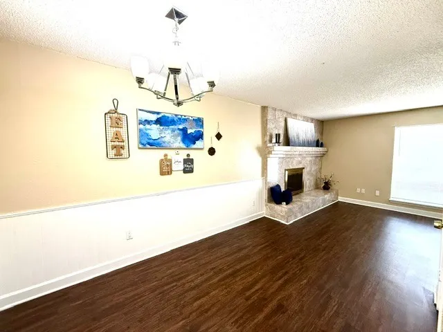 Single Family Residence For Rent in Tarrant County , 6513 Westridge Drive, Watauga, Texas 76148, 3 Bedroom, 3 Bathroom, 2 Garage spaces, 1,367 Sqft, built in 1980, mls#21349610, Real Estate Agent in Watauga, Homes For Rent in Tarrant county, Homes For Rent in Watauga, Realtor in Watauga Texas, Real Estate Brokerage Independent Realty Texas, Luminita Cordes Realtor