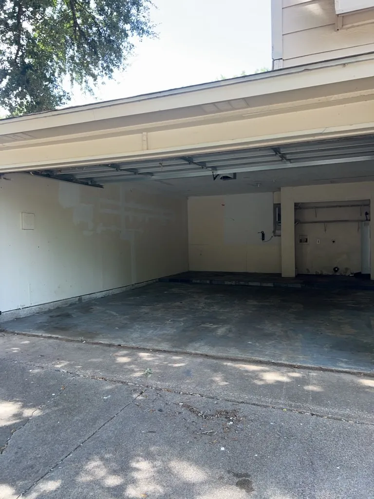 Single Family Residence For Rent in Tarrant County , 6513 Westridge Drive, Watauga, Texas 76148, 3 Bedroom, 3 Bathroom, 2 Garage spaces, 1,367 Sqft, built in 1980, mls#21349610, Real Estate Agent in Watauga, Homes For Rent in Tarrant county, Homes For Rent in Watauga, Realtor in Watauga Texas, Real Estate Brokerage Independent Realty Texas, Luminita Cordes Realtor