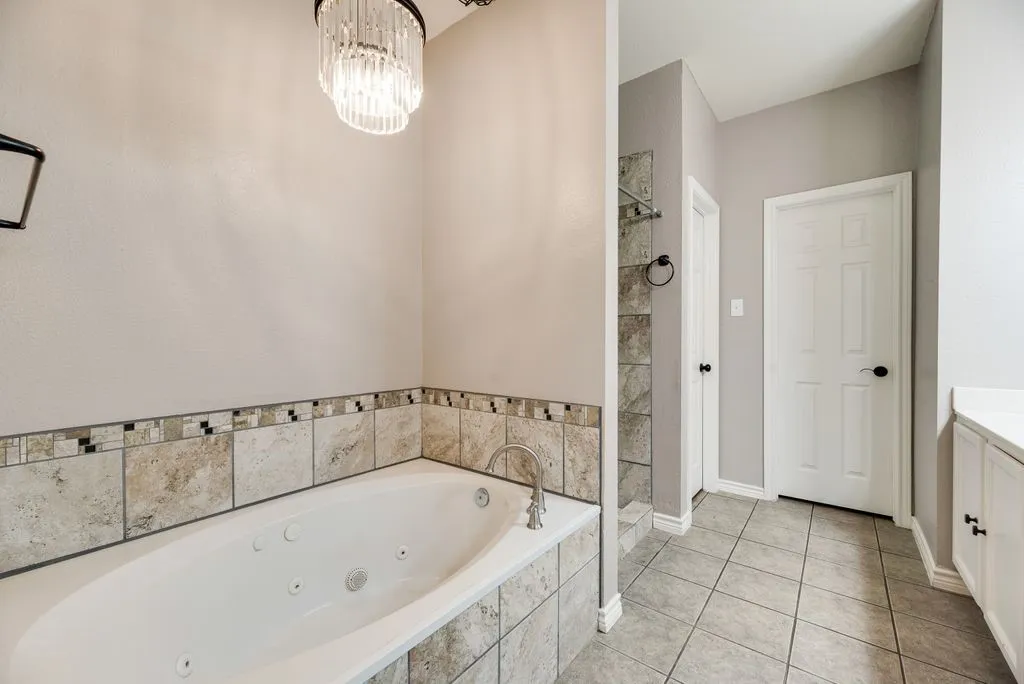 Townhouse For Sale in Collin County , 317 Gershwin Way, Mc Kinney, Texas 75072, 4 Bedroom, 4 Bathroom, 2 Garage spaces, 2,715 Sqft, built in 2003, mls#21348279, Real Estate Agent in Mc Kinney, Homes For Sale in Collin county, Homes For Sale in Mc Kinney, Realtor in Mc Kinney Texas, Real Estate Brokerage Independent Realty Texas, Luminita Cordes Realtor