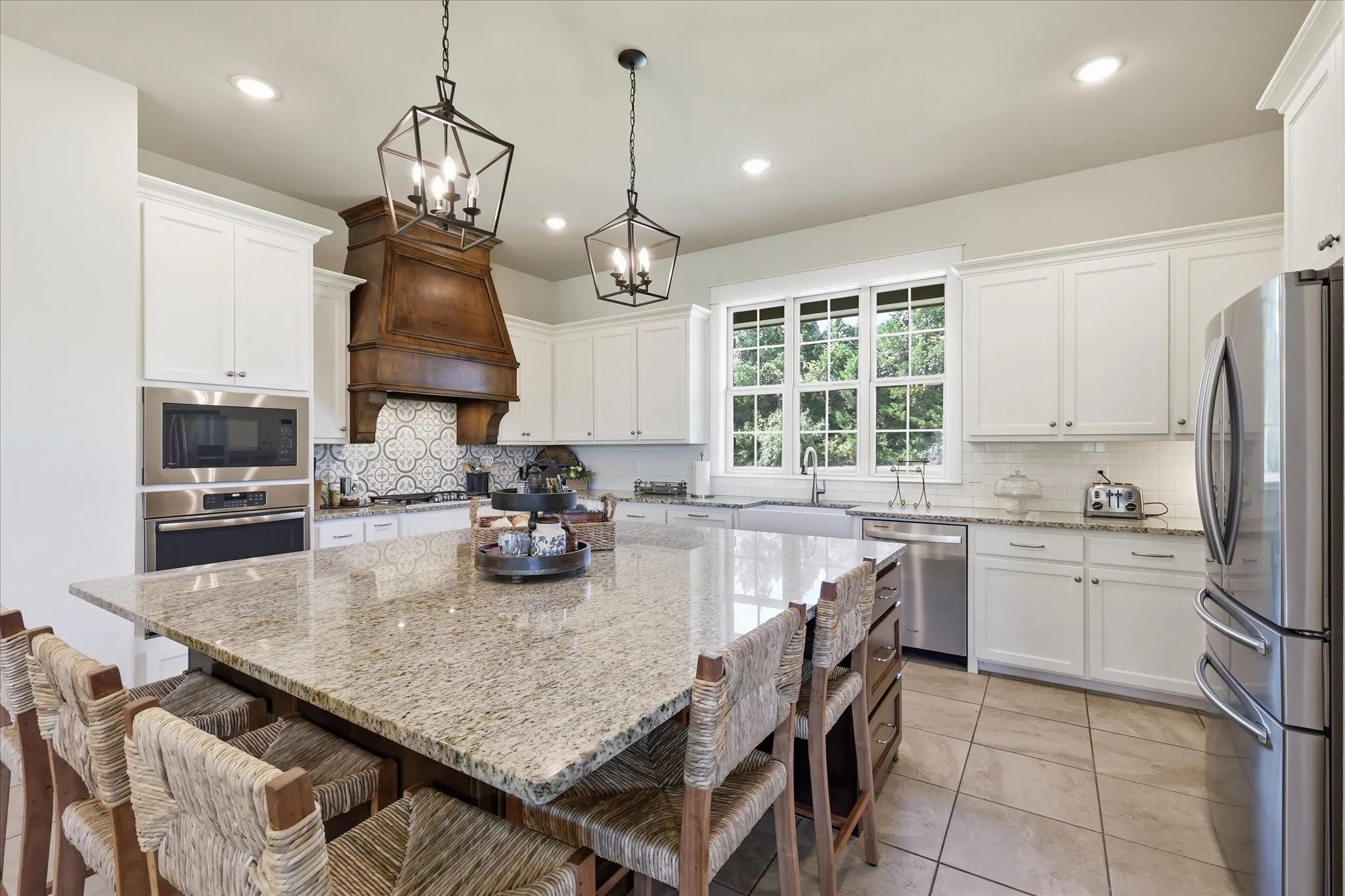Single Family Residence For Sale in Denton County , 2782 Rock Hill Road, Aubrey, Texas 76227, 3 Bedroom, 3 Bathroom, 5 Garage spaces, 3,127 Sqft, built in 2018, mls#21334682, Real Estate Agent in Aubrey, Homes For Sale in Denton county, Homes For Sale in Aubrey, Realtor in Aubrey Texas, Real Estate Brokerage Independent Realty Texas, Luminita Cordes Realtor
