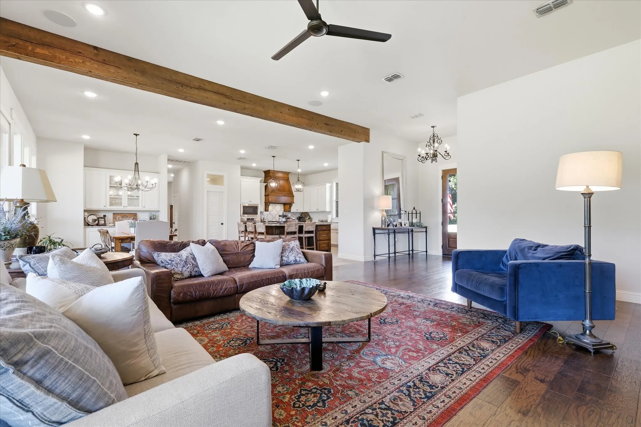 Single Family Residence For Sale in Denton County , 2782 Rock Hill Road, Aubrey, Texas 76227, 3 Bedroom, 3 Bathroom, 5 Garage spaces, 3,127 Sqft, built in 2018, mls#21334682, Real Estate Agent in Aubrey, Homes For Sale in Denton county, Homes For Sale in Aubrey, Realtor in Aubrey Texas, Real Estate Brokerage Independent Realty Texas, Luminita Cordes Realtor