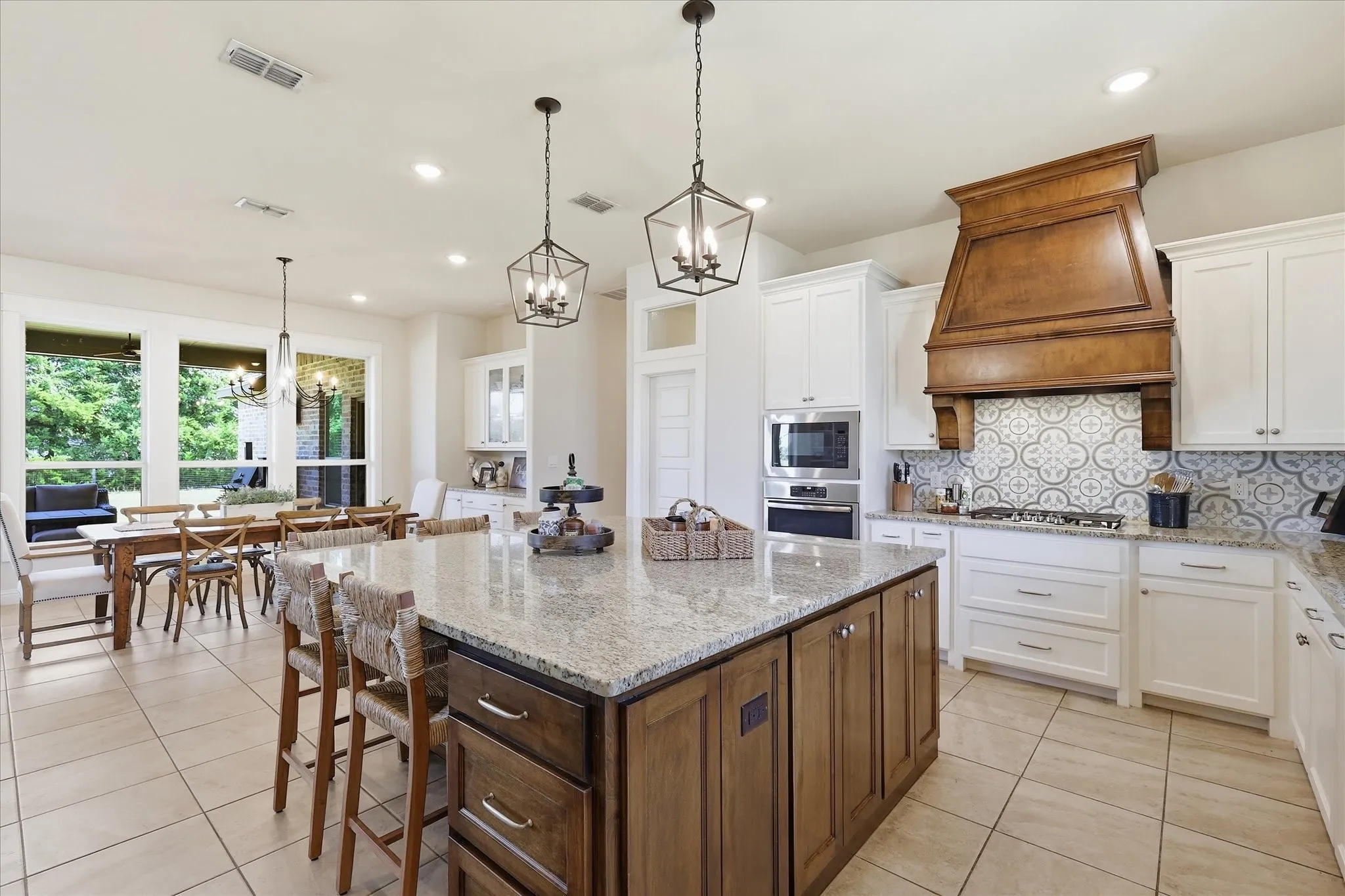Single Family Residence For Sale in Denton County , 2782 Rock Hill Road, Aubrey, Texas 76227, 3 Bedroom, 3 Bathroom, 5 Garage spaces, 3,127 Sqft, built in 2018, mls#21334682, Real Estate Agent in Aubrey, Homes For Sale in Denton county, Homes For Sale in Aubrey, Realtor in Aubrey Texas, Real Estate Brokerage Independent Realty Texas, Luminita Cordes Realtor