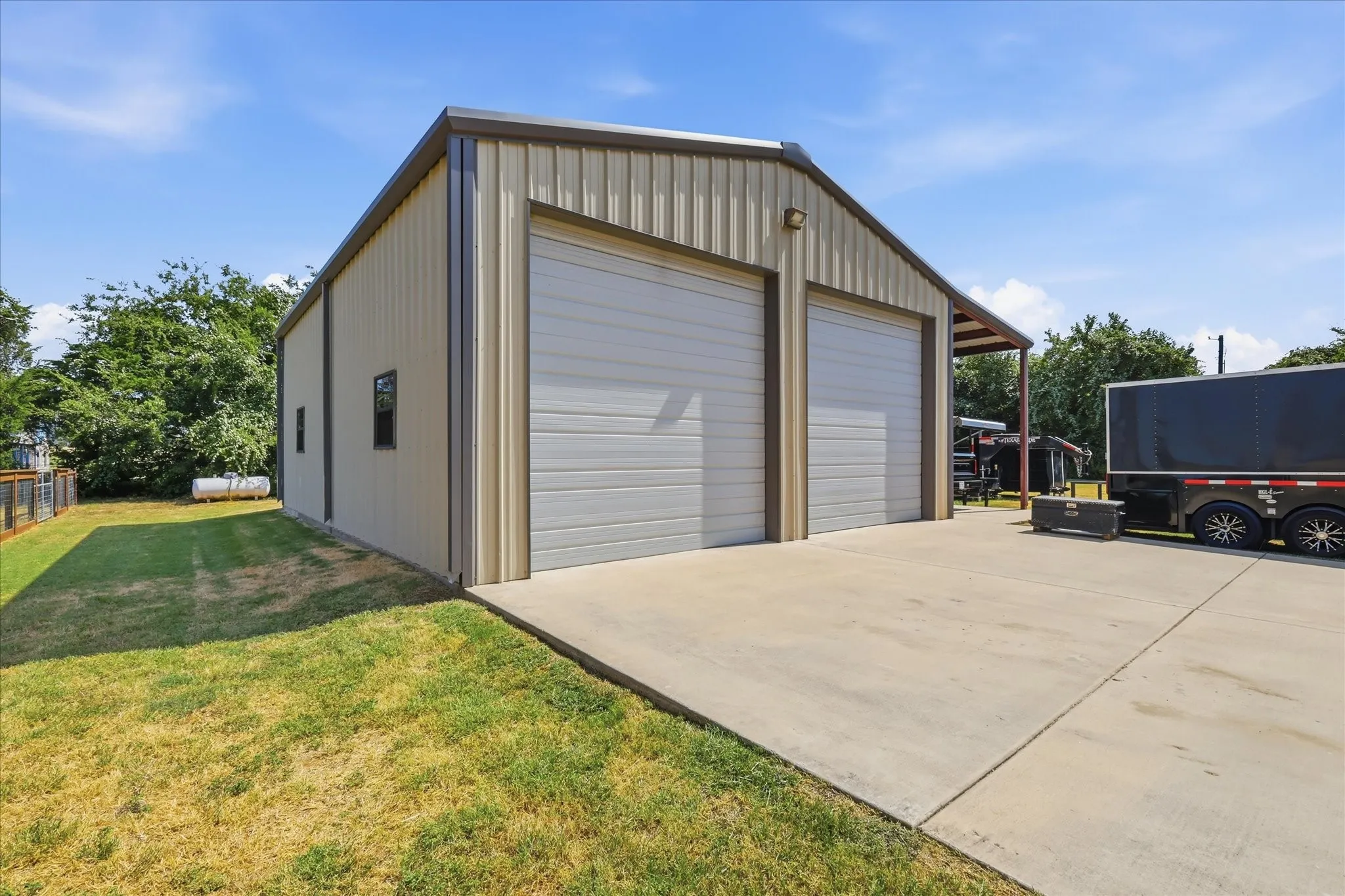 Single Family Residence For Sale in Denton County , 2782 Rock Hill Road, Aubrey, Texas 76227, 3 Bedroom, 3 Bathroom, 5 Garage spaces, 3,127 Sqft, built in 2018, mls#21334682, Real Estate Agent in Aubrey, Homes For Sale in Denton county, Homes For Sale in Aubrey, Realtor in Aubrey Texas, Real Estate Brokerage Independent Realty Texas, Luminita Cordes Realtor