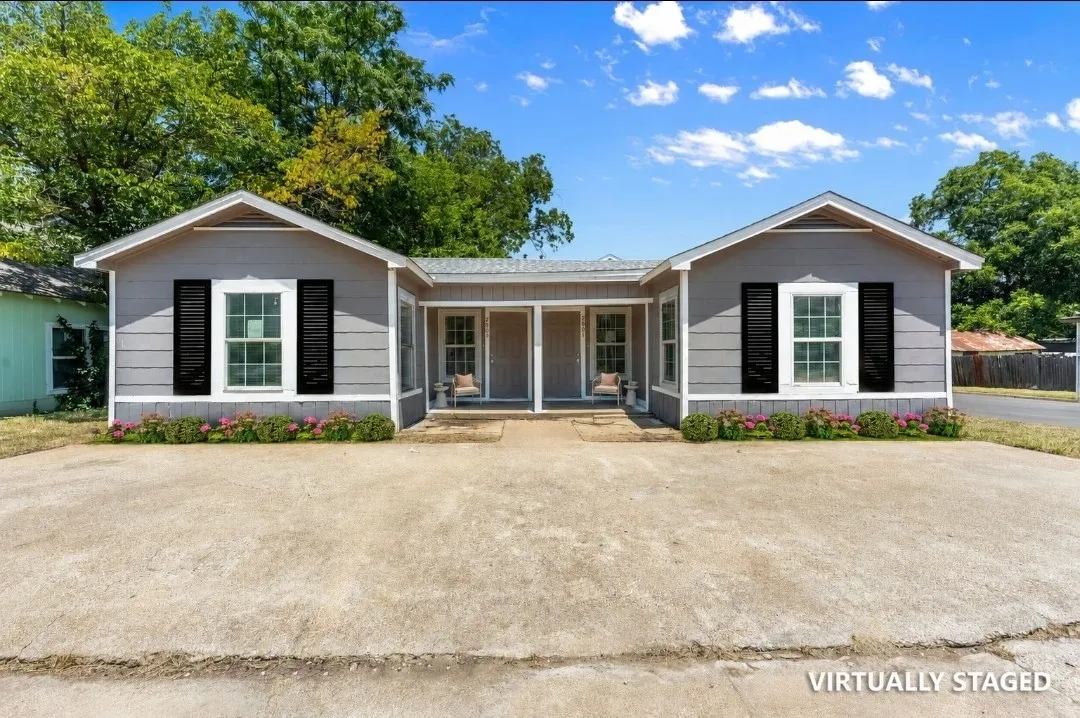 Quadruplex For Sale in Mc Lennan County , 2601-2603 Summer Avenue, Waco, Texas 76708, 6 Bedrooms, 4 Bathrooms, Garage spaces, 0 Sqft, built in 1949, Price $360,000, mls#21340842, Real Estate Agent in Waco, Homes For Sale in Mc Lennan county, Homes For Sale in Waco, Realtor in Waco Texas, Real Estate Brokerage Independent Realty Texas, Luminita Cordes Realtor