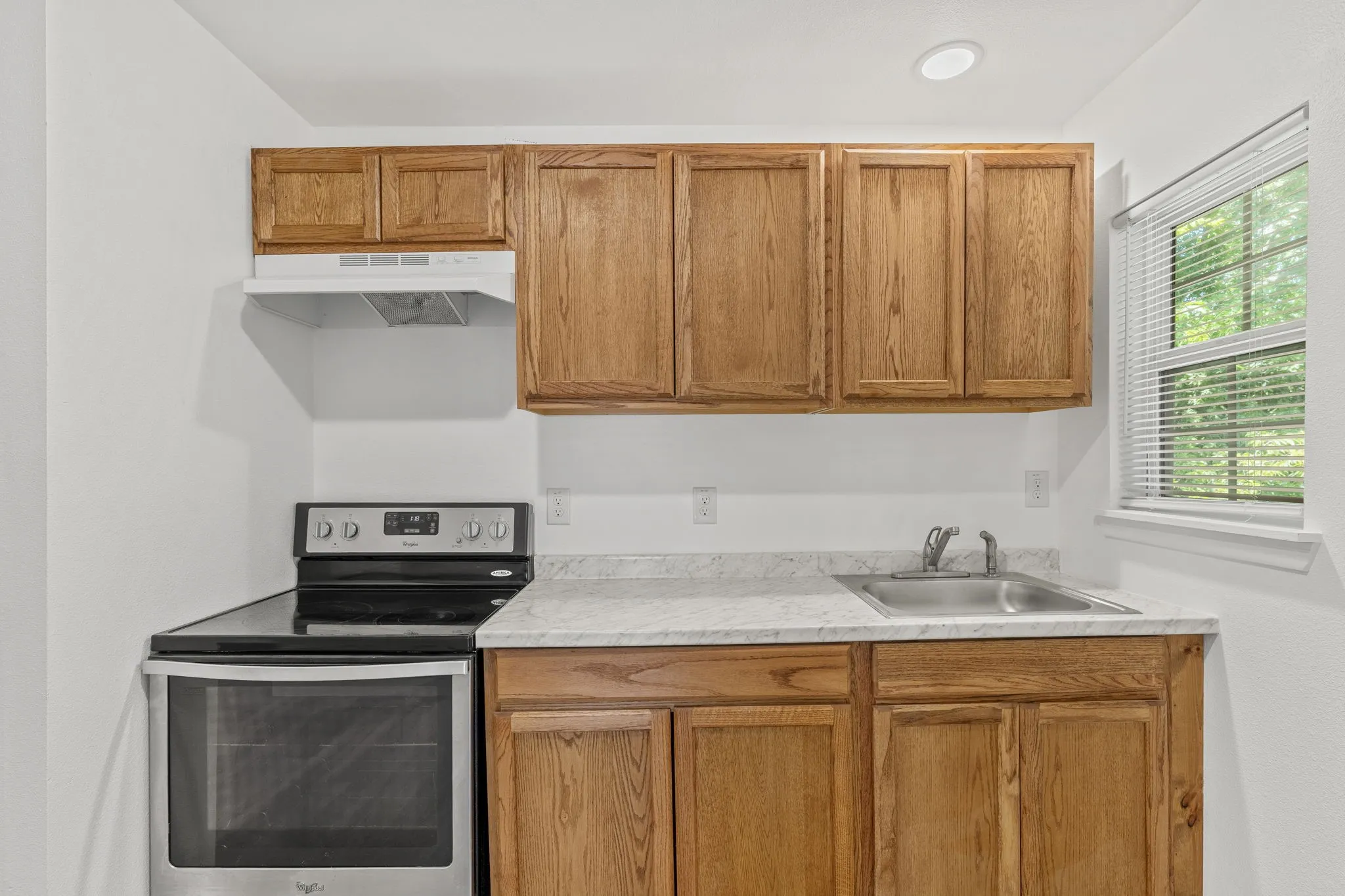 Quadruplex For Sale in Mc Lennan County , 2601-2603 Summer Avenue, Waco, Texas 76708, 6 Bedrooms, 4 Bathrooms, Garage spaces, 0 Sqft, built in 1949, Price $360,000, mls#21340842, Real Estate Agent in Waco, Homes For Sale in Mc Lennan county, Homes For Sale in Waco, Realtor in Waco Texas, Real Estate Brokerage Independent Realty Texas, Luminita Cordes Realtor