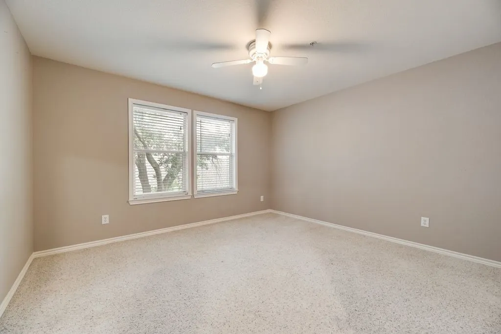 Townhouse For Rent in Collin County , 317 Gershwin Way, Mc Kinney, Texas 75072, 4 Bedroom, 4 Bathroom, 2 Garage spaces, 2,715 Sqft, built in 2003, mls#21349614, Real Estate Agent in Mc Kinney, Homes For Rent in Collin county, Homes For Rent in Mc Kinney, Realtor in Mc Kinney Texas, Real Estate Brokerage Independent Realty Texas, Luminita Cordes Realtor