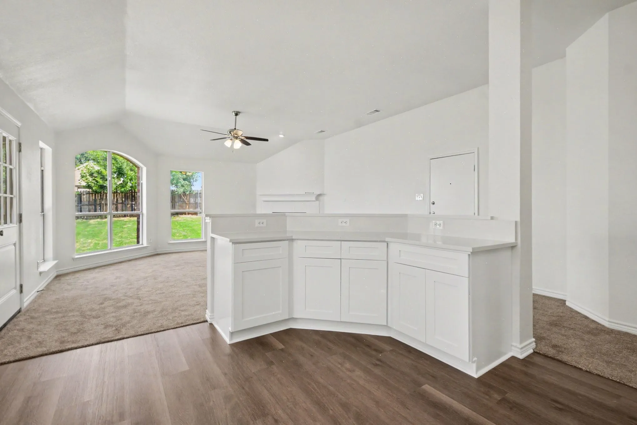 Single Family Residence For Sale in Denton County , 2033 Piedmont Drive, Lewisville, Texas 75067, 3 Bedroom, 2 Bathroom, 2 Garage spaces, 1,869 Sqft, built in 1999, mls#21347166, Real Estate Agent in Lewisville, Homes For Sale in Denton county, Homes For Sale in Lewisville, Realtor in Lewisville Texas, Real Estate Brokerage Independent Realty Texas, Luminita Cordes Realtor