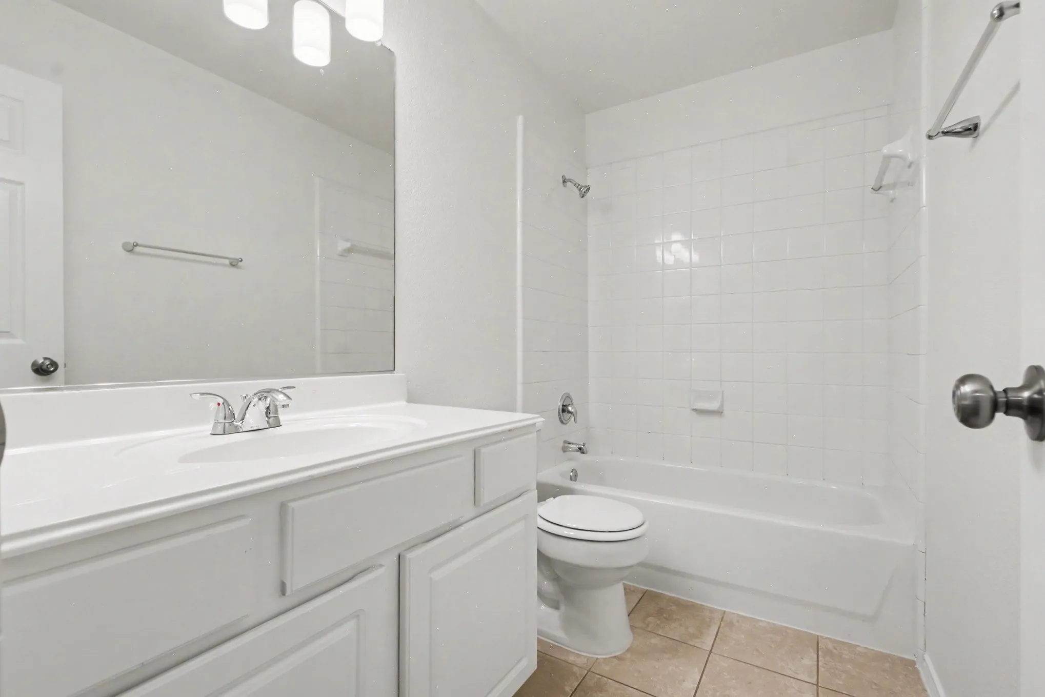 Single Family Residence For Sale in Denton County , 2033 Piedmont Drive, Lewisville, Texas 75067, 3 Bedroom, 2 Bathroom, 2 Garage spaces, 1,869 Sqft, built in 1999, mls#21347166, Real Estate Agent in Lewisville, Homes For Sale in Denton county, Homes For Sale in Lewisville, Realtor in Lewisville Texas, Real Estate Brokerage Independent Realty Texas, Luminita Cordes Realtor