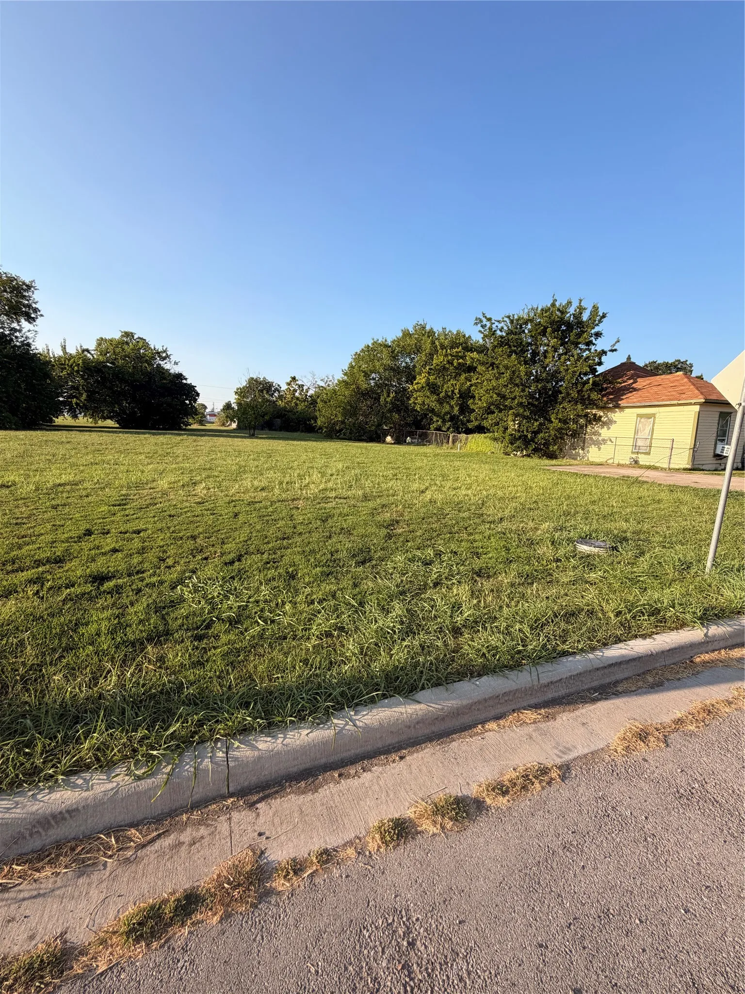 Improved Land For Sale in Hunt County , 4620 Washington Street, Greenville, Texas 75401, 0, 0, Garage spaces, 0 Sqft, built in 0, mls#21349624, Real Estate Agent in Greenville, Homes For Sale in Hunt county, Homes For Sale in Greenville, Realtor in Greenville Texas, Real Estate Brokerage Independent Realty Texas, Luminita Cordes Realtor