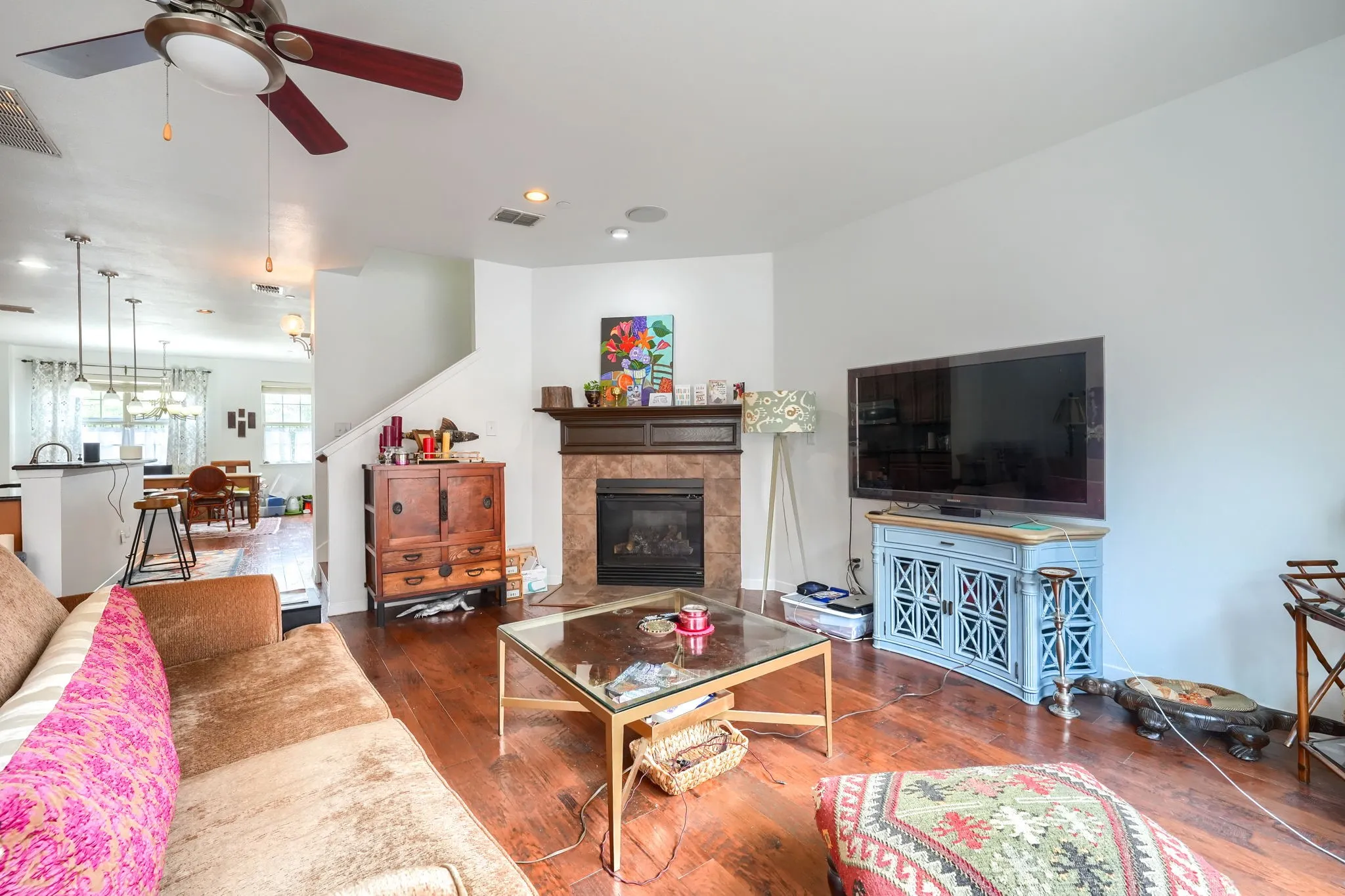 Townhouse For Rent in Dallas County , 3885 Asbury Lane, Addison, Texas 75001, 3 Bedroom, 4 Bathroom, 2 Garage spaces, 2,467 Sqft, built in 2009, mls#21349599, Real Estate Agent in Addison, Homes For Rent in Dallas county, Homes For Rent in Addison, Realtor in Addison Texas, Real Estate Brokerage Independent Realty Texas, Luminita Cordes Realtor