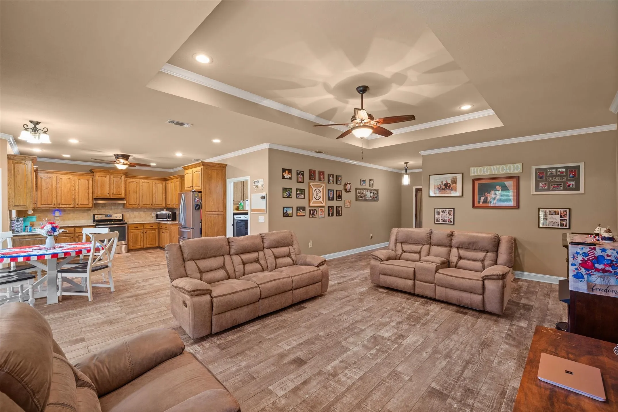Single Family Residence For Sale in Van Zandt County , 180 N Bois D Arc Street, Van, Texas 75790, 3 Bedroom, 2 Bathroom, 2 Garage spaces, 1,844 Sqft, built in 2015, mls#21349643, Real Estate Agent in Van, Homes For Sale in Van Zandt county, Homes For Sale in Van, Realtor in Van Texas, Real Estate Brokerage Independent Realty Texas, Luminita Cordes Realtor