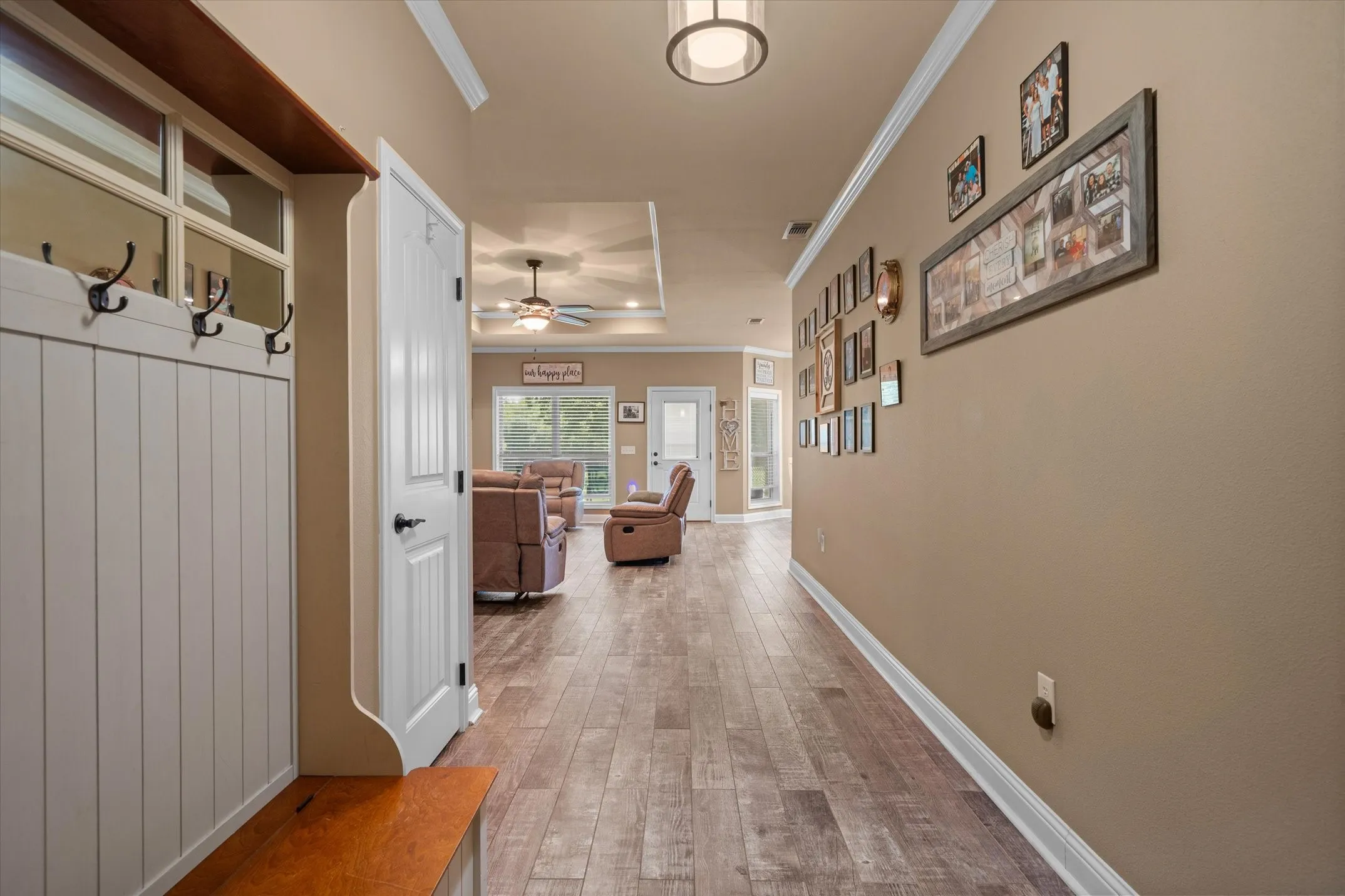 Single Family Residence For Sale in Van Zandt County , 180 N Bois D Arc Street, Van, Texas 75790, 3 Bedroom, 2 Bathroom, 2 Garage spaces, 1,844 Sqft, built in 2015, mls#21349643, Real Estate Agent in Van, Homes For Sale in Van Zandt county, Homes For Sale in Van, Realtor in Van Texas, Real Estate Brokerage Independent Realty Texas, Luminita Cordes Realtor