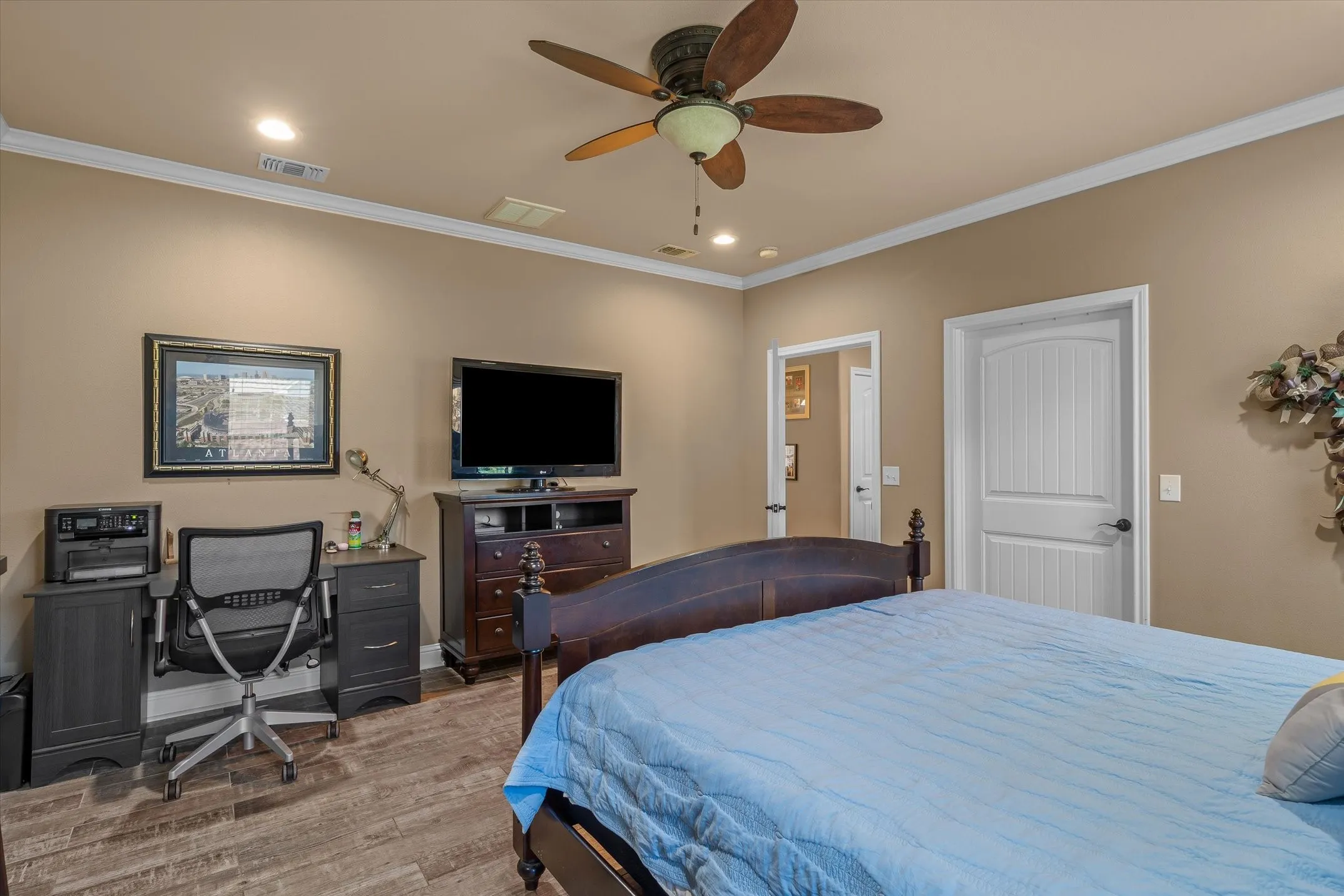 Single Family Residence For Sale in Van Zandt County , 180 N Bois D Arc Street, Van, Texas 75790, 3 Bedroom, 2 Bathroom, 2 Garage spaces, 1,844 Sqft, built in 2015, mls#21349643, Real Estate Agent in Van, Homes For Sale in Van Zandt county, Homes For Sale in Van, Realtor in Van Texas, Real Estate Brokerage Independent Realty Texas, Luminita Cordes Realtor
