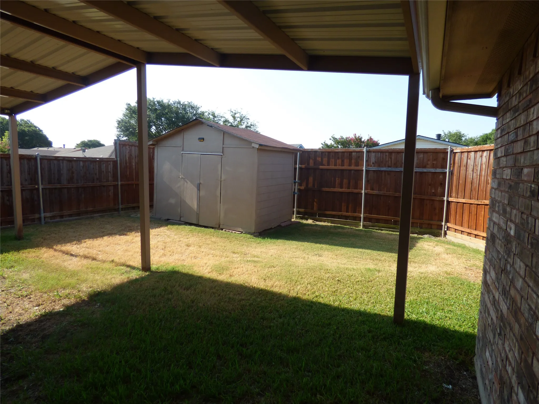 Single Family Residence For Rent in Denton County , 5016 Roberts Drive, The Colony, Texas 75056, 3 Bedroom, 2 Bathroom, 2 Garage spaces, 1,791 Sqft, built in 1977, mls#21348769, Real Estate Agent in The Colony, Homes For Rent in Denton county, Homes For Rent in The Colony, Realtor in The Colony Texas, Real Estate Brokerage Independent Realty Texas, Luminita Cordes Realtor