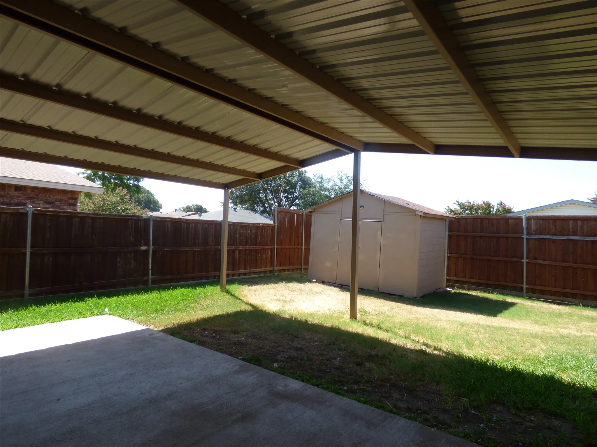 Single Family Residence For Rent in Denton County , 5016 Roberts Drive, The Colony, Texas 75056, 3 Bedroom, 2 Bathroom, 2 Garage spaces, 1,791 Sqft, built in 1977, mls#21348769, Real Estate Agent in The Colony, Homes For Rent in Denton county, Homes For Rent in The Colony, Realtor in The Colony Texas, Real Estate Brokerage Independent Realty Texas, Luminita Cordes Realtor